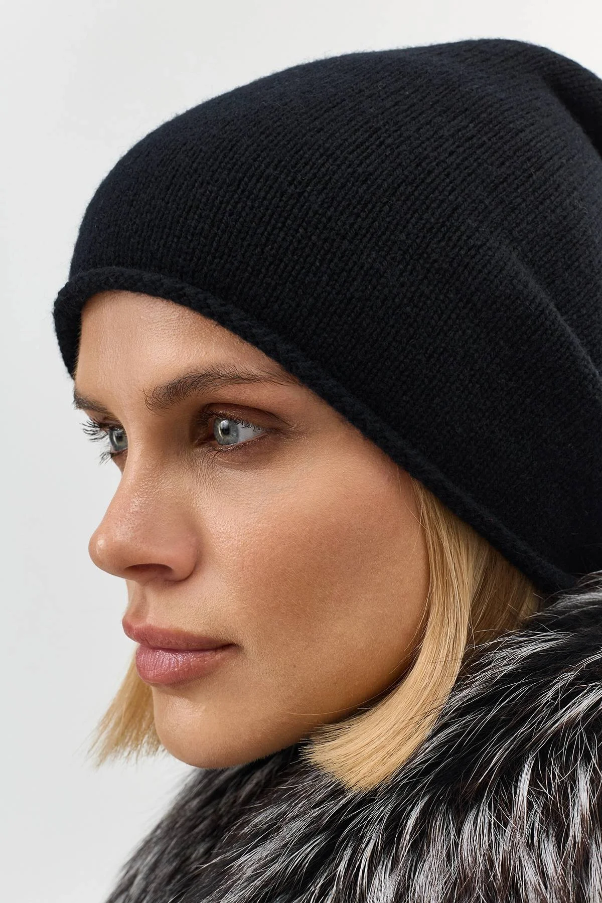 Черная шапка из 100% шерсти, One
