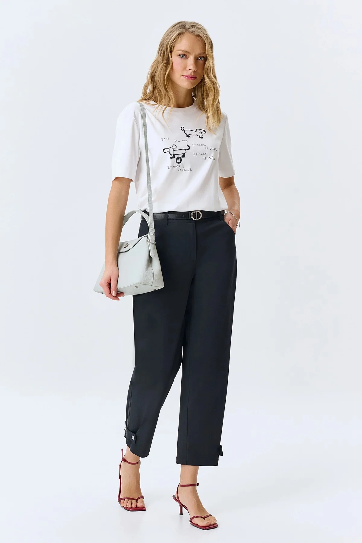 Футболка с монохромным принтом, 42