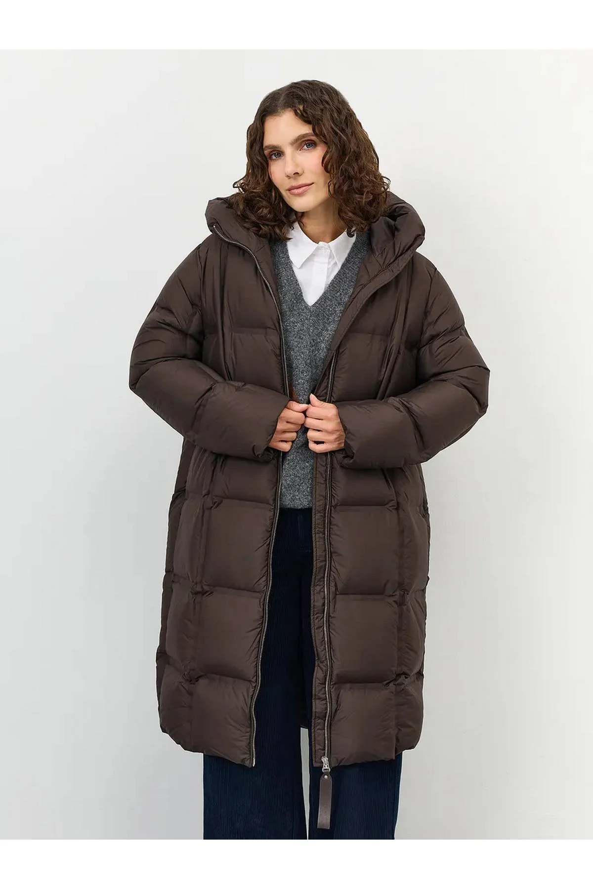 Лимитированная серия легкий пуховик с квадратной стежкой и палантин, 50