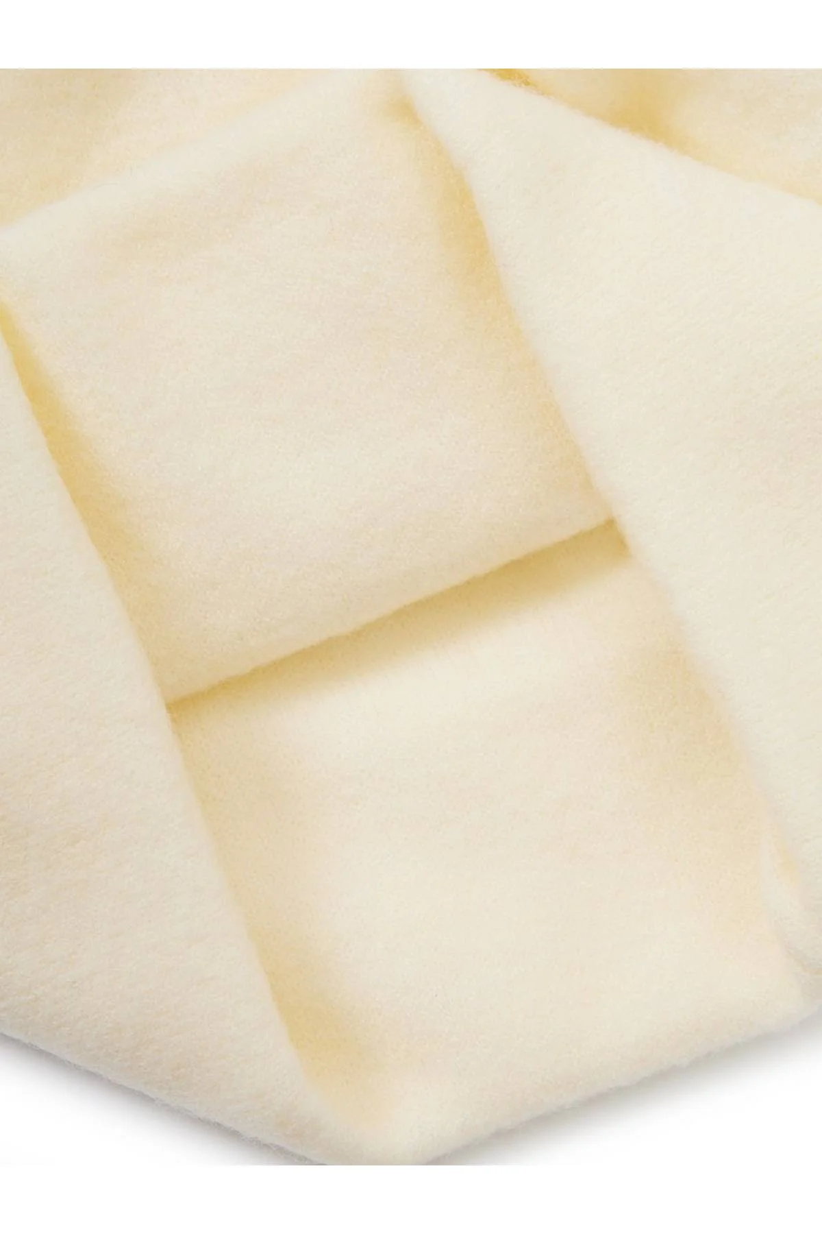 Шапка молочная, One