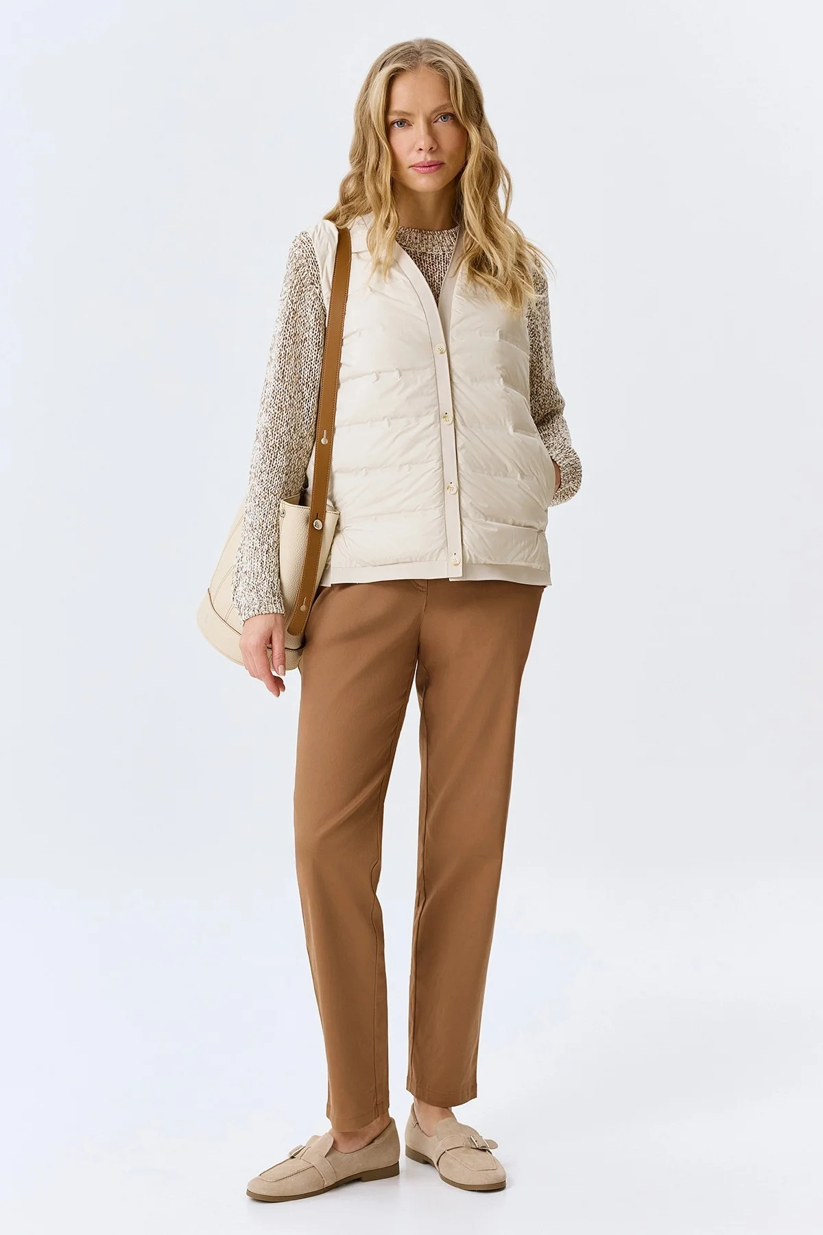 Утепленный двусторонний жилет, 42