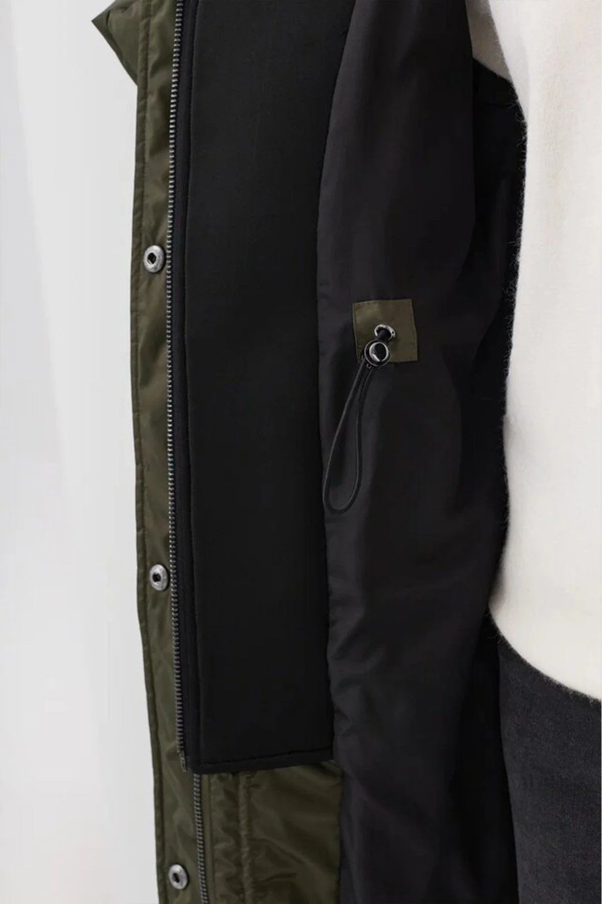 Пальто на натуральном утеплителе с внутренней манишкой, 52р