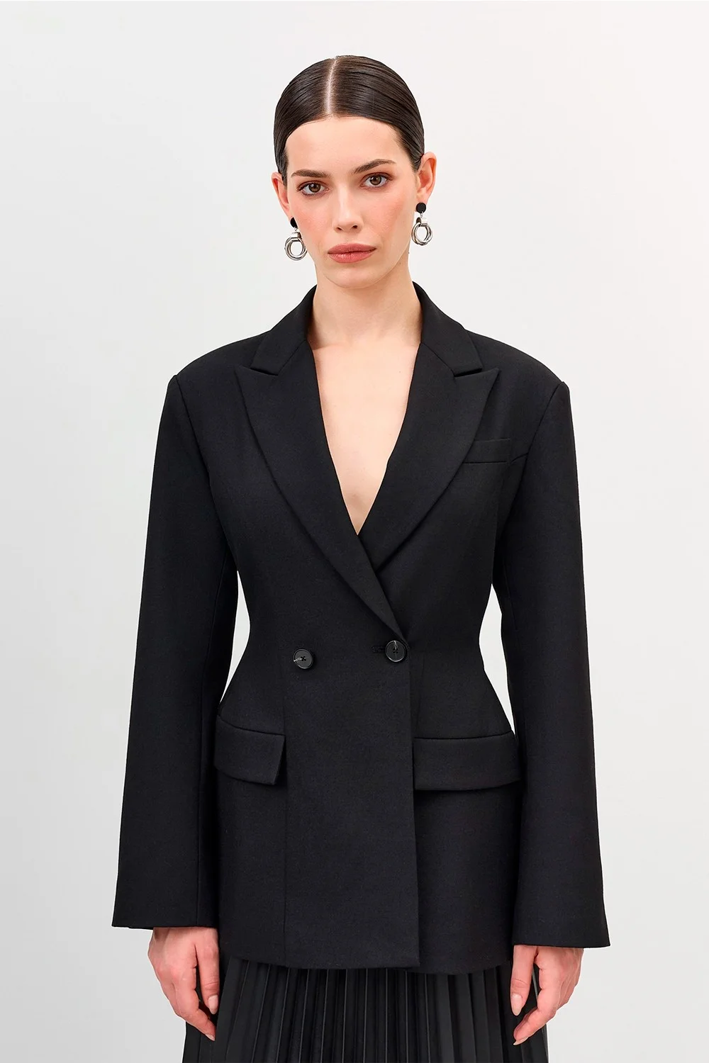Двубортный жакет приталенного силуэта, 48