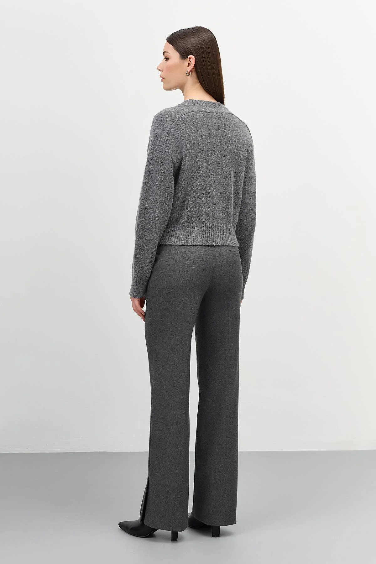 Лимитированная серия пушистый серый джемпер с ангорой и ремень, 50