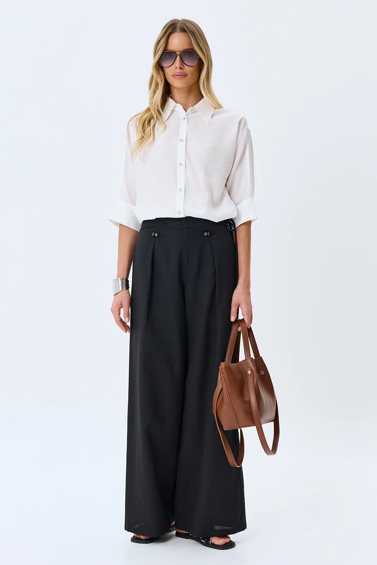 Широкие брюки с акцентным поясом, 46