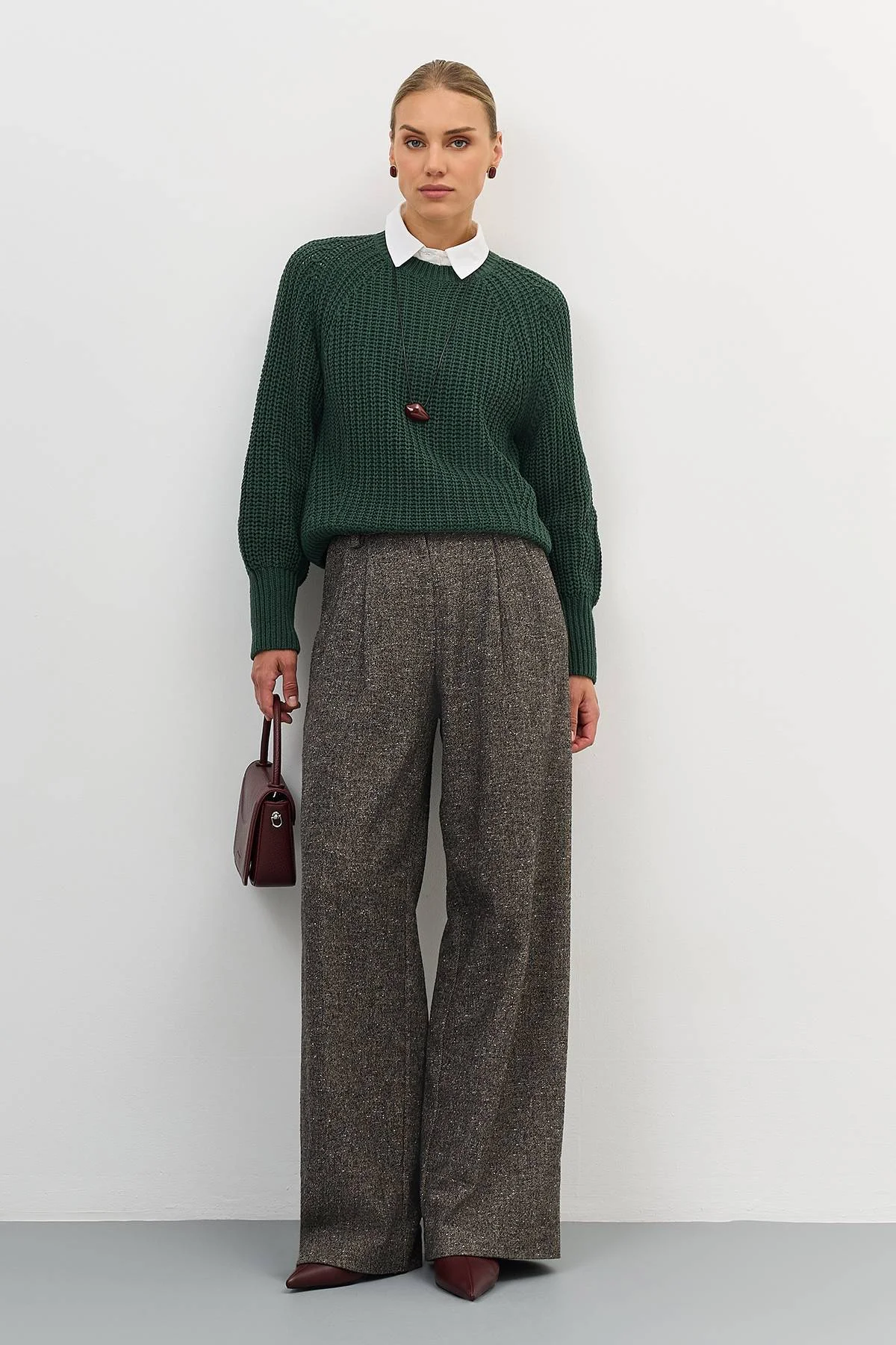 Лимитированная серия брюки палаццо из букле и ремень, 52