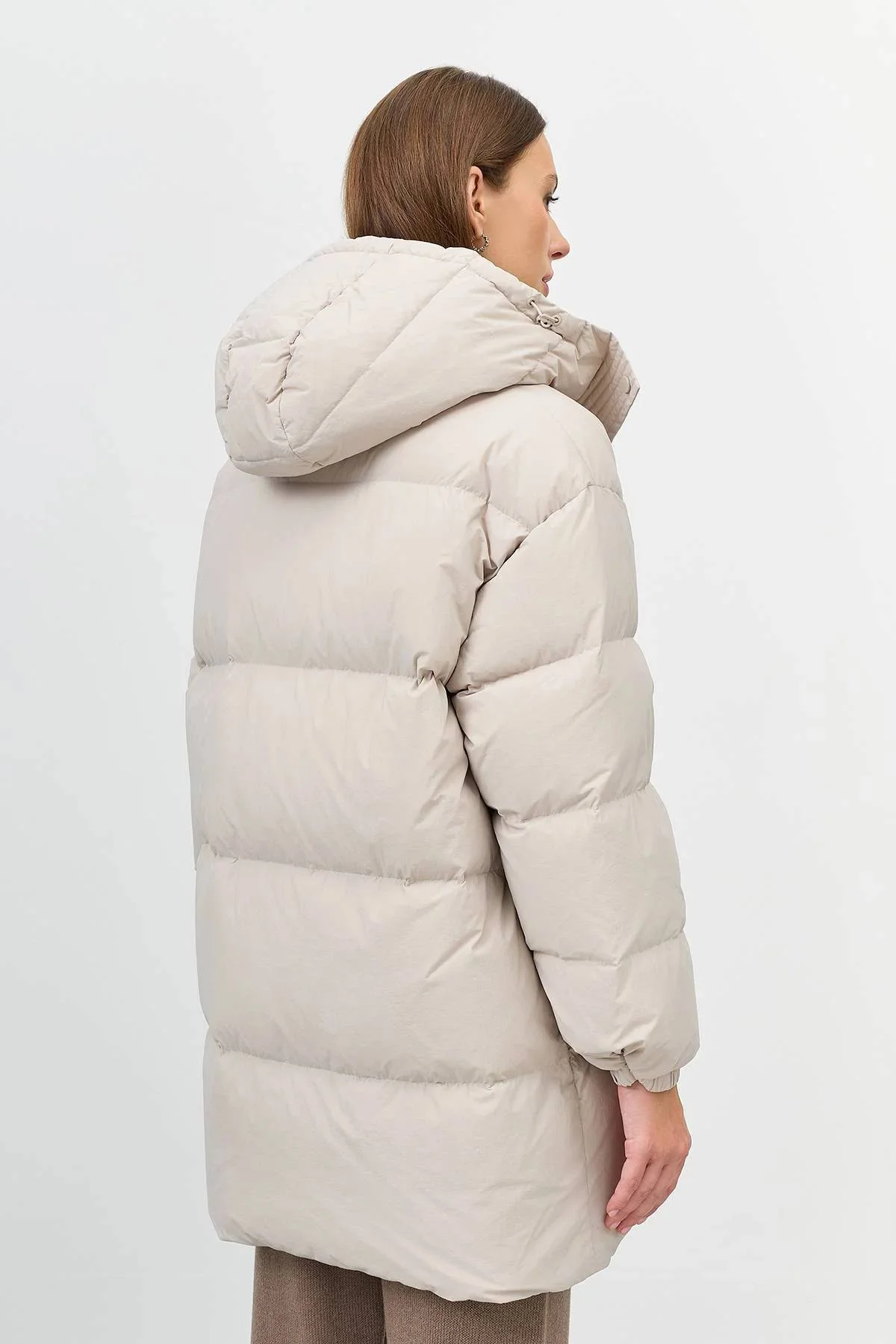 Пуховик с варежками светло-серый, 44