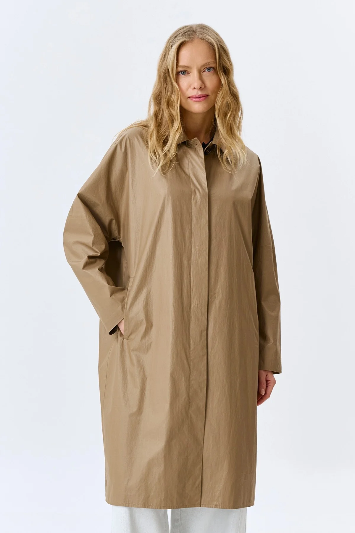 Минималистичный плащ из 100% хлопка, 46