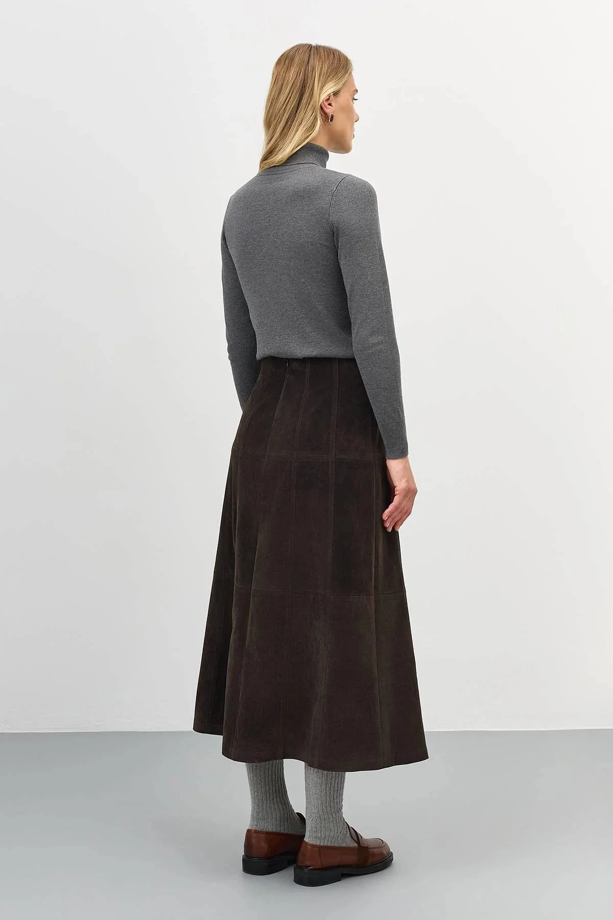 Юбка А-силуэта из искуственной замши, 50