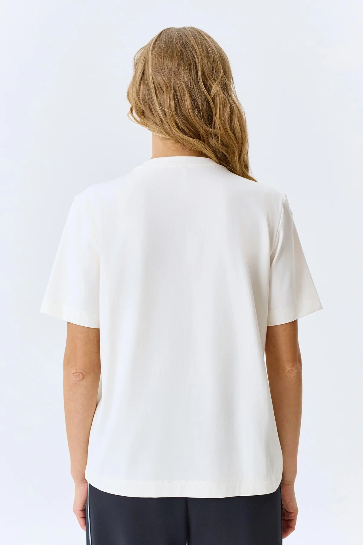 Футболка с принтом и вышивкой, 38