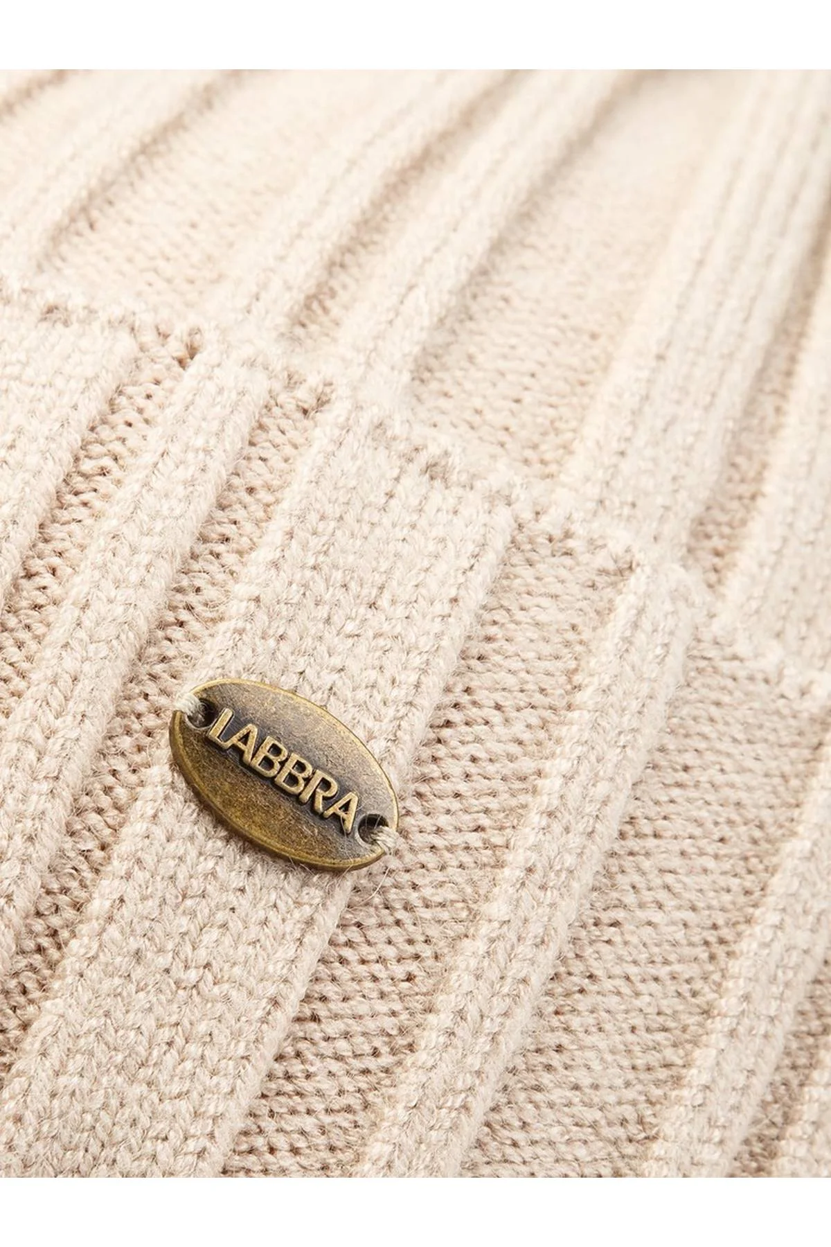 Шапка бежевая, One