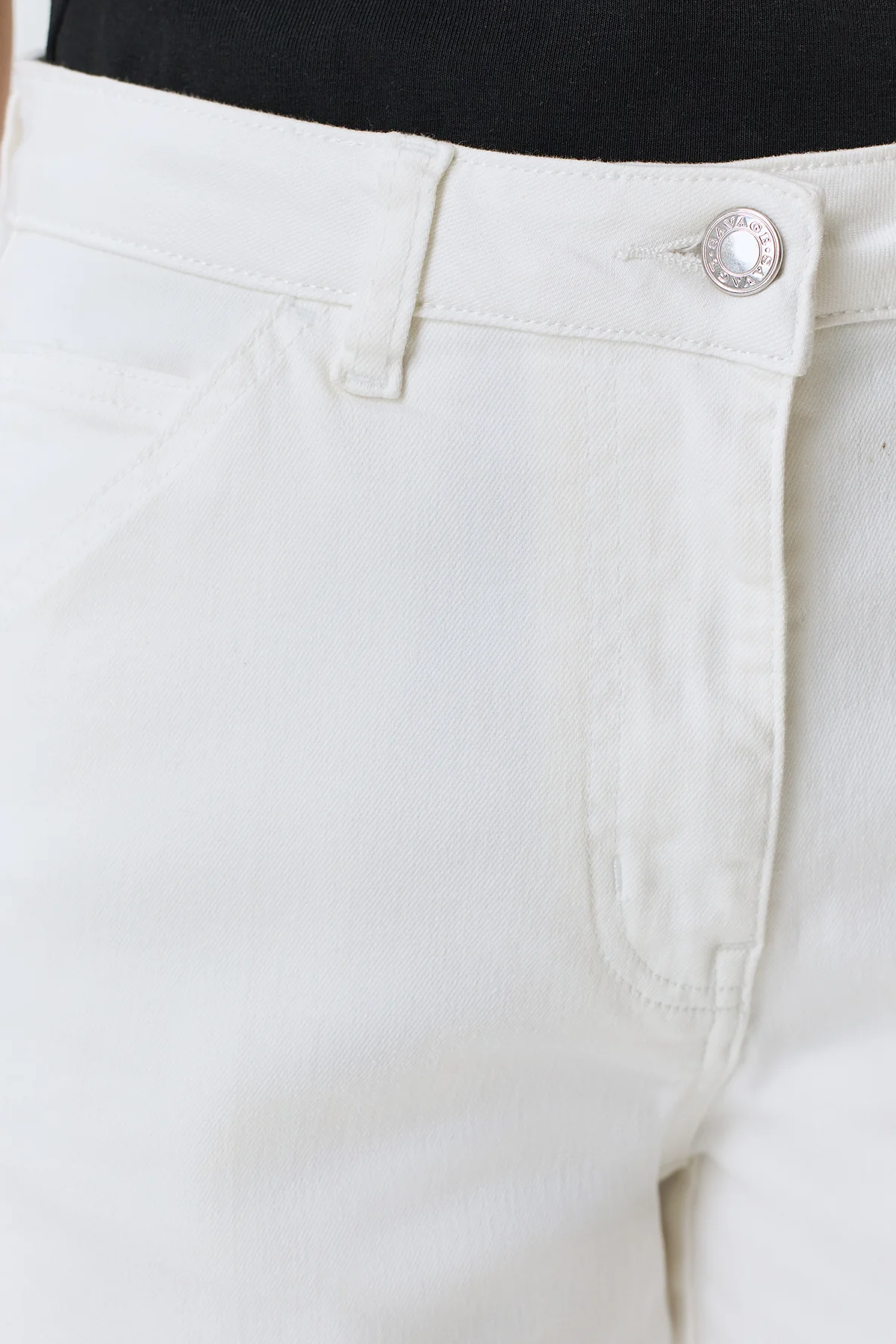 Прямые джинсы с акцентными швами, 46