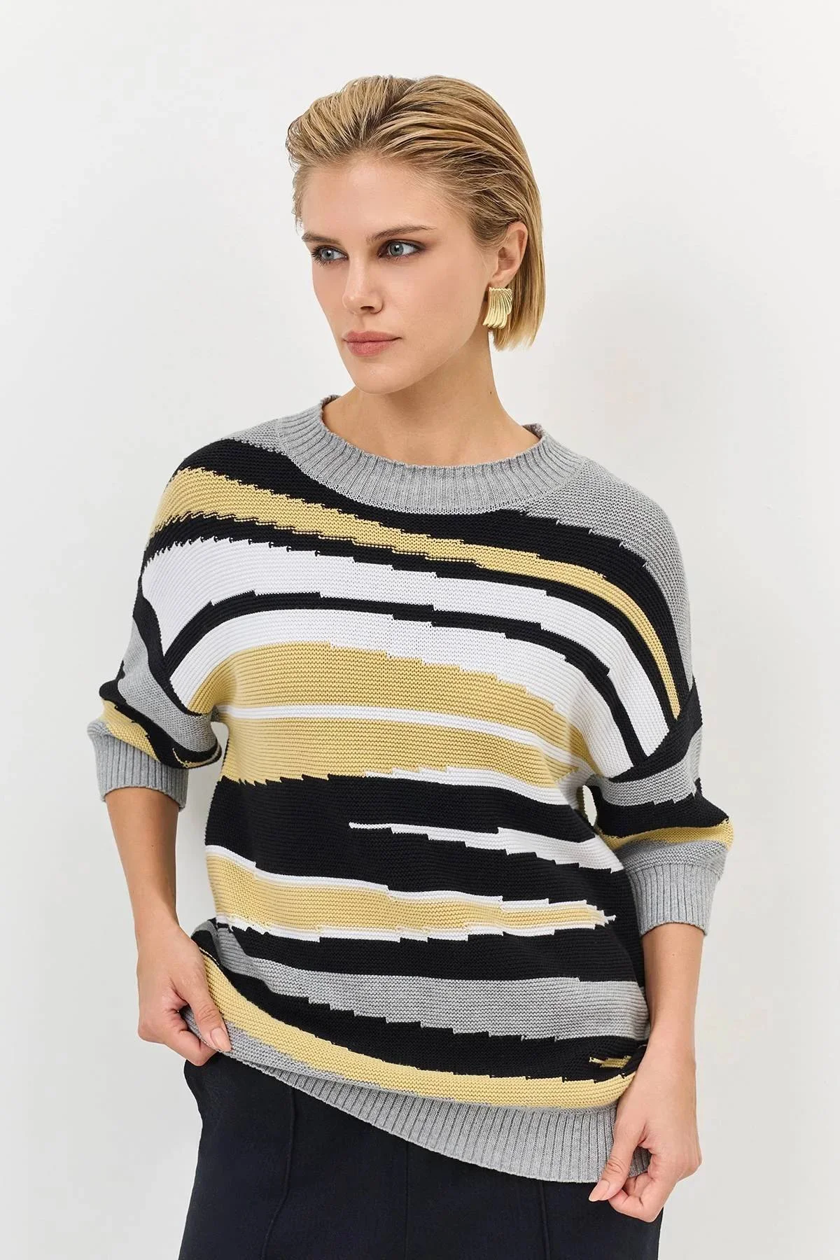 Джемпер из 100% хлопка с ярким принтом, 34