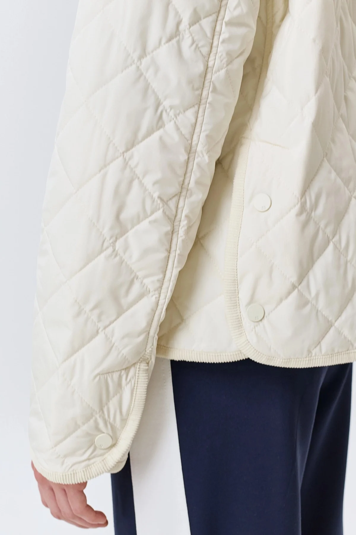 Куртка с ромбовидной стежкой, 46