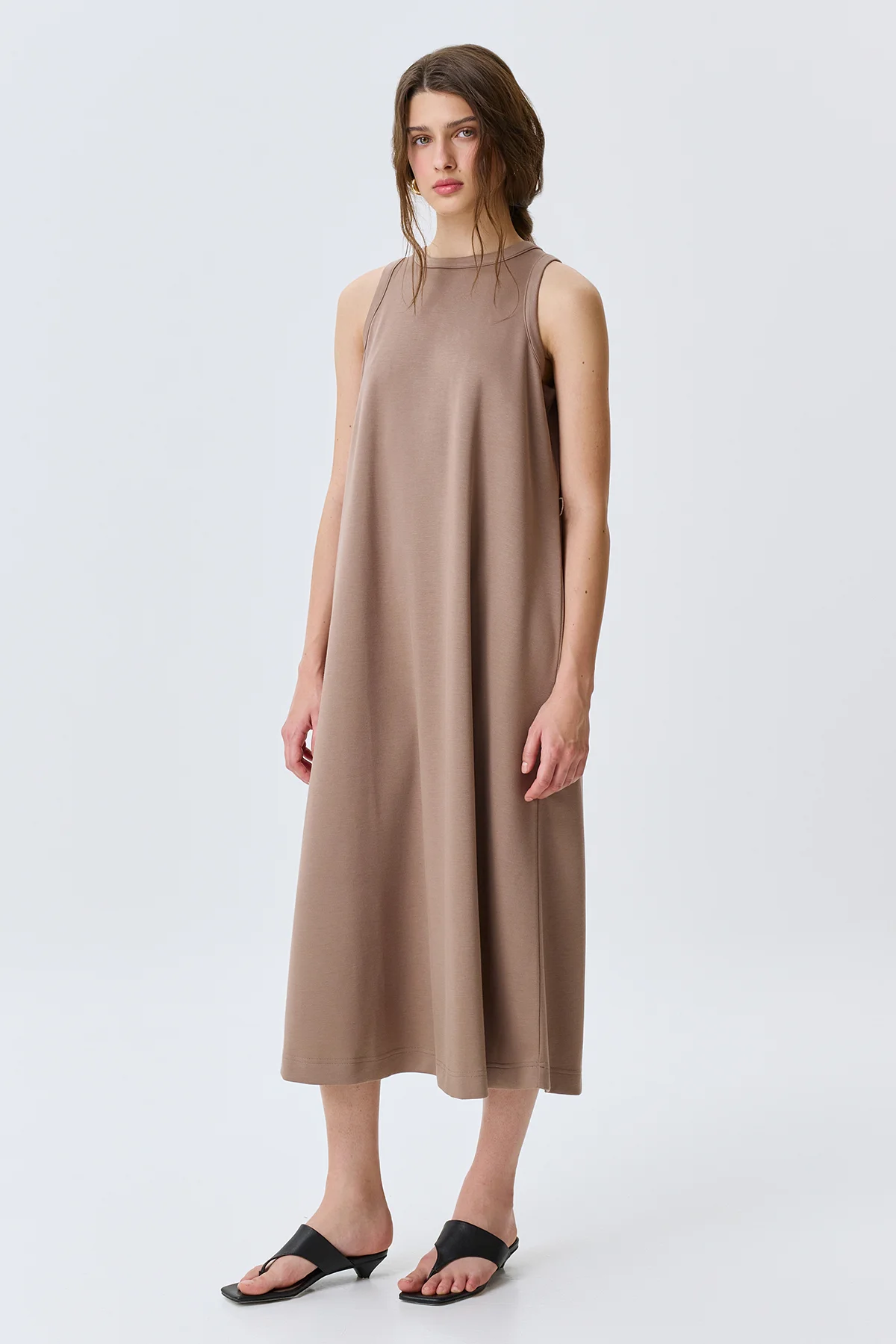 Трикотажное платье-макси с поясом, 42