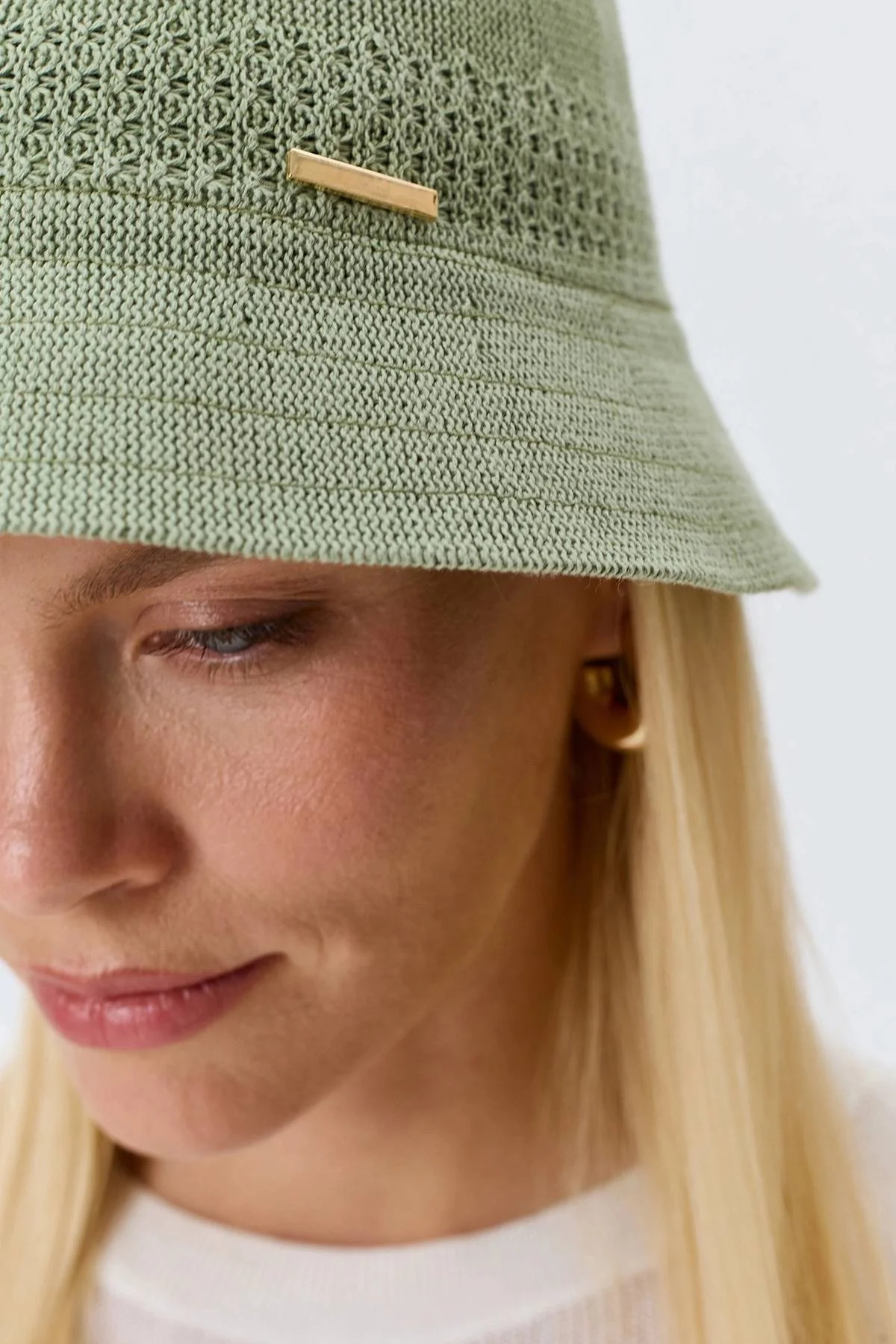 Вязаная панама, One