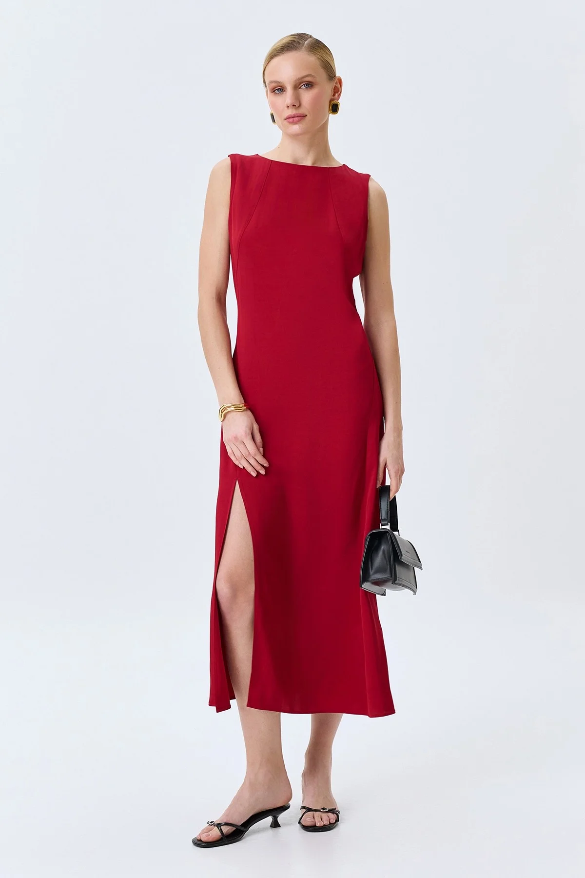 Яркое платье-миди из вискозы, 40