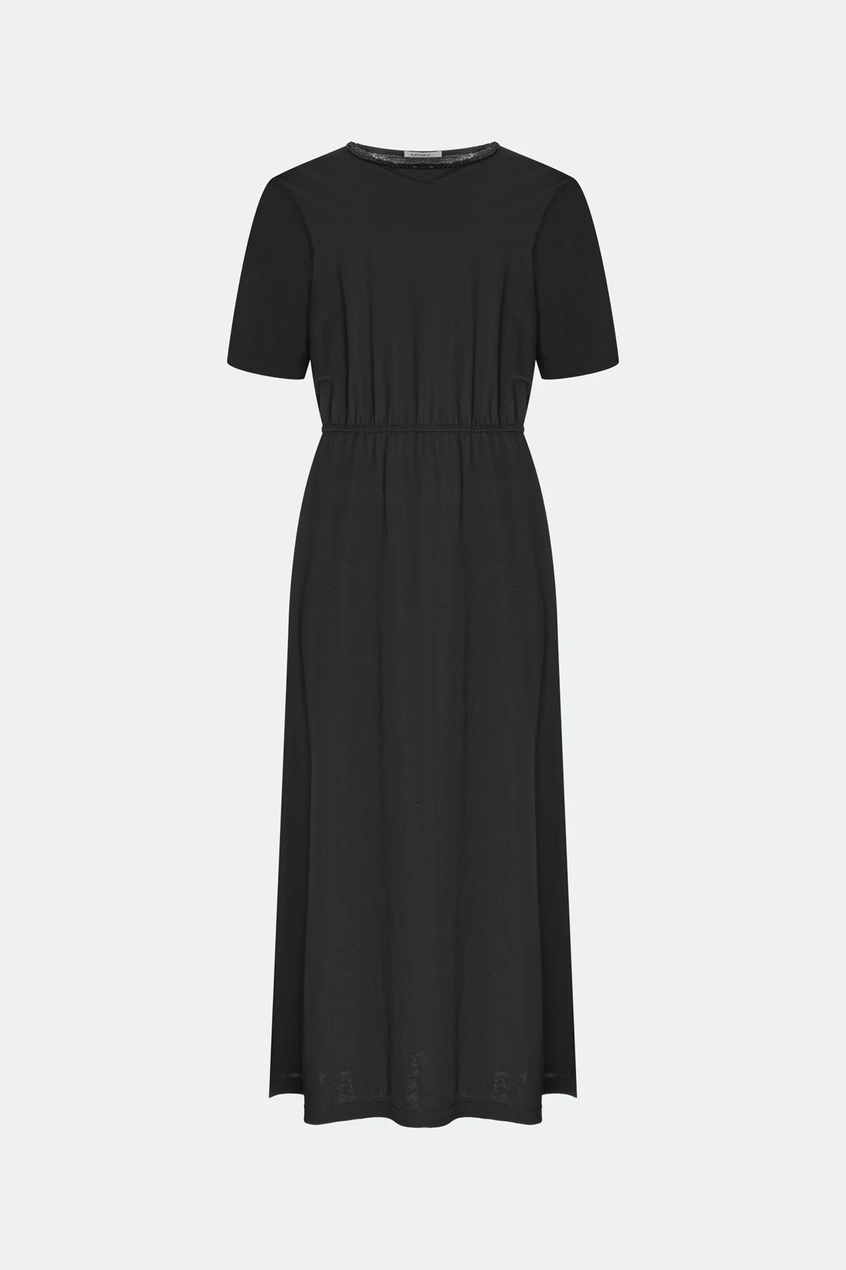 Свободное платье с деликатным декором, 48