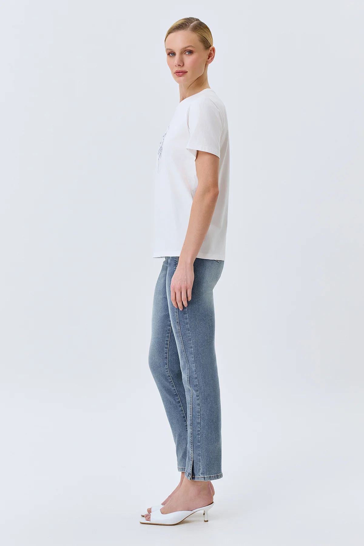 Футболка с принтом и жемчужинами, 48