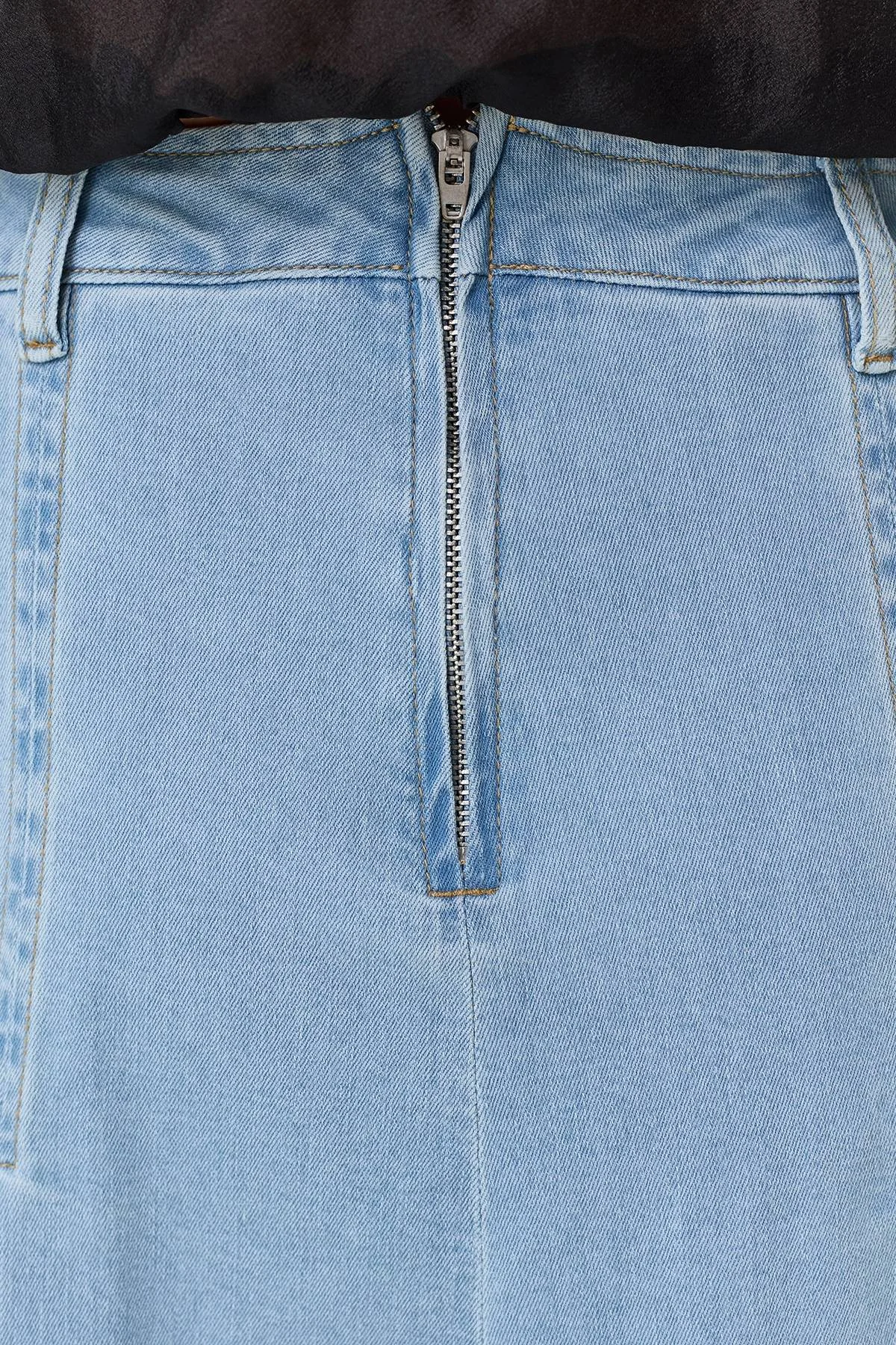 Джинсовая юбка с мягкими складками, 46