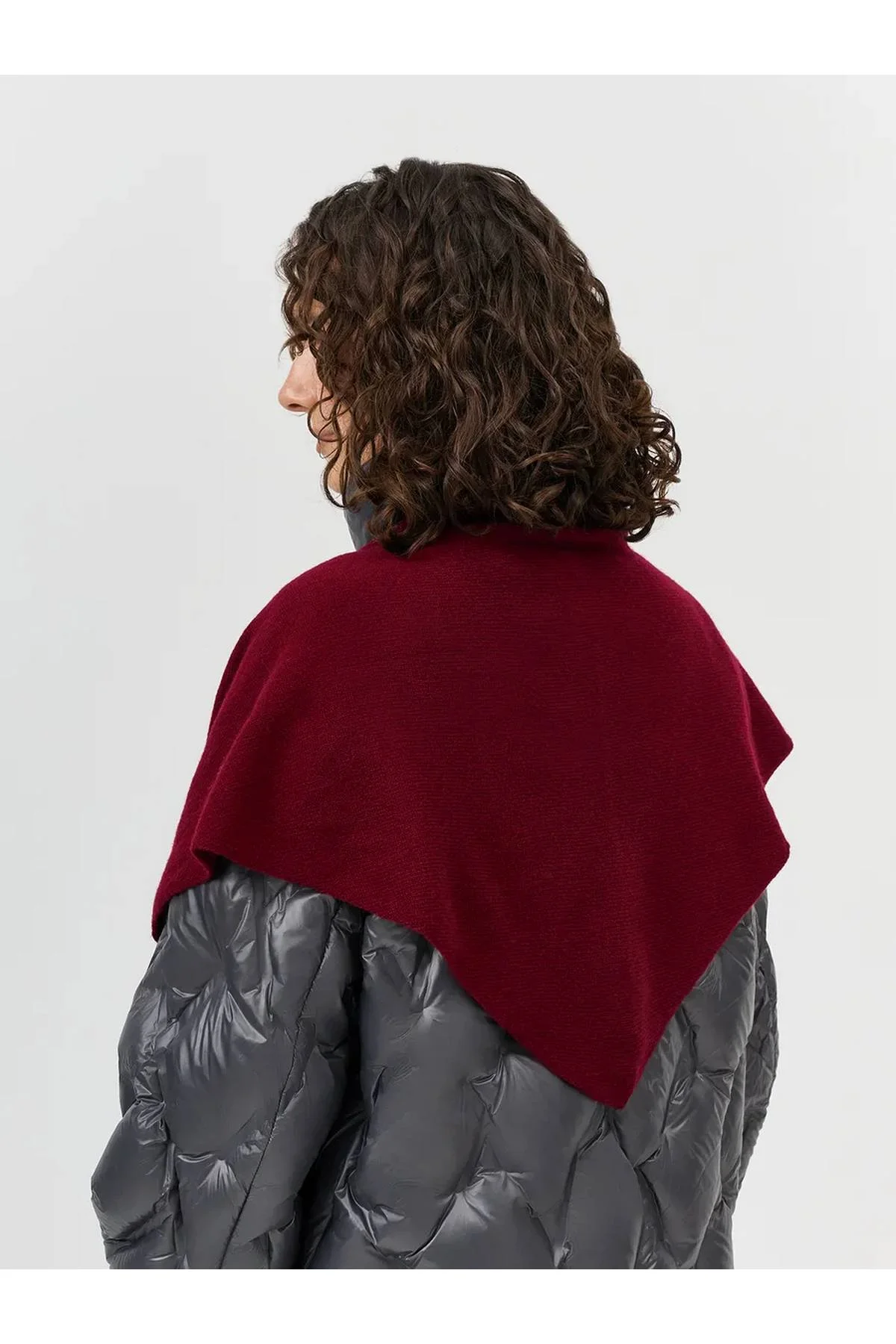 Косынка бордовая, One