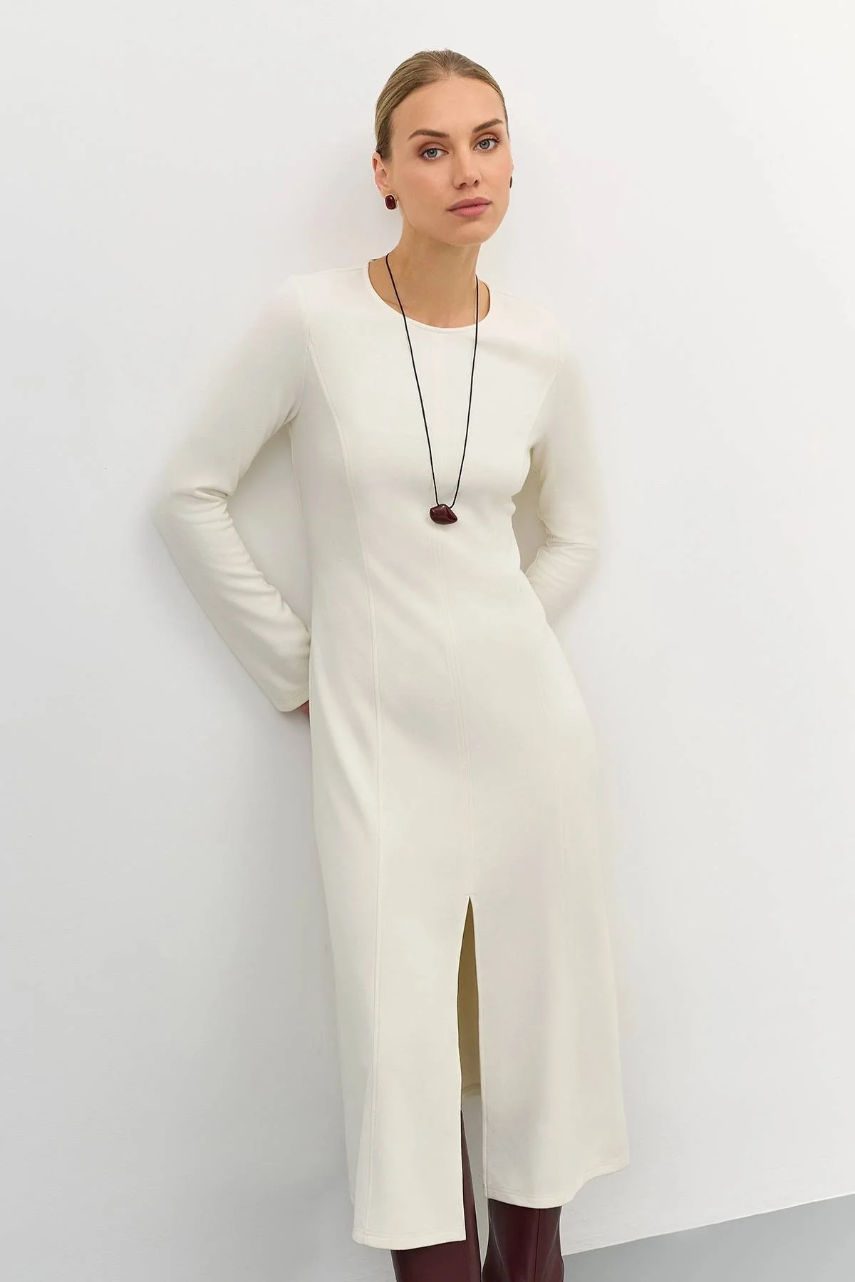 Лимитированная серия молочное платье с ремнем, 48