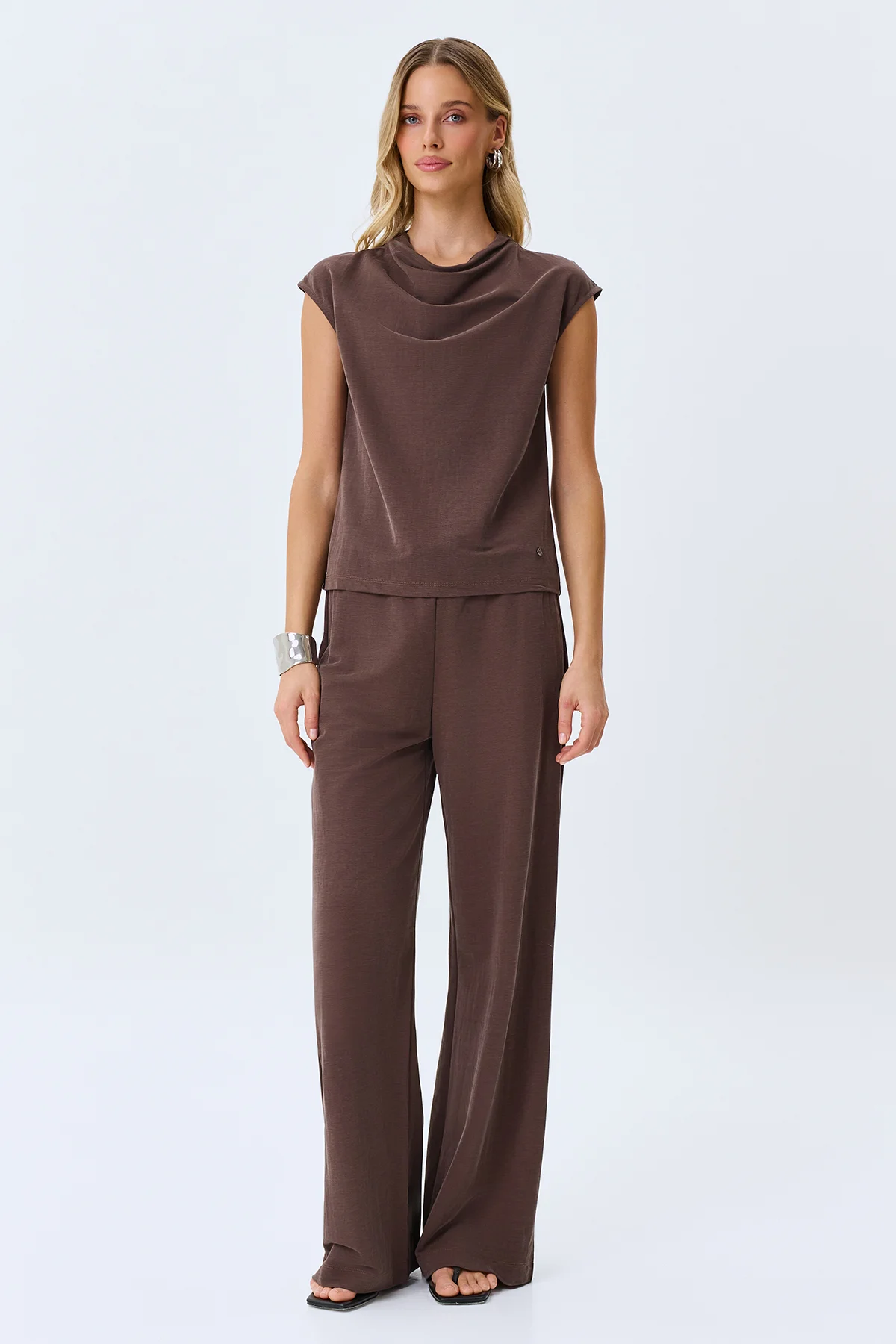 Топ из модала с мягкой горловиной, 48