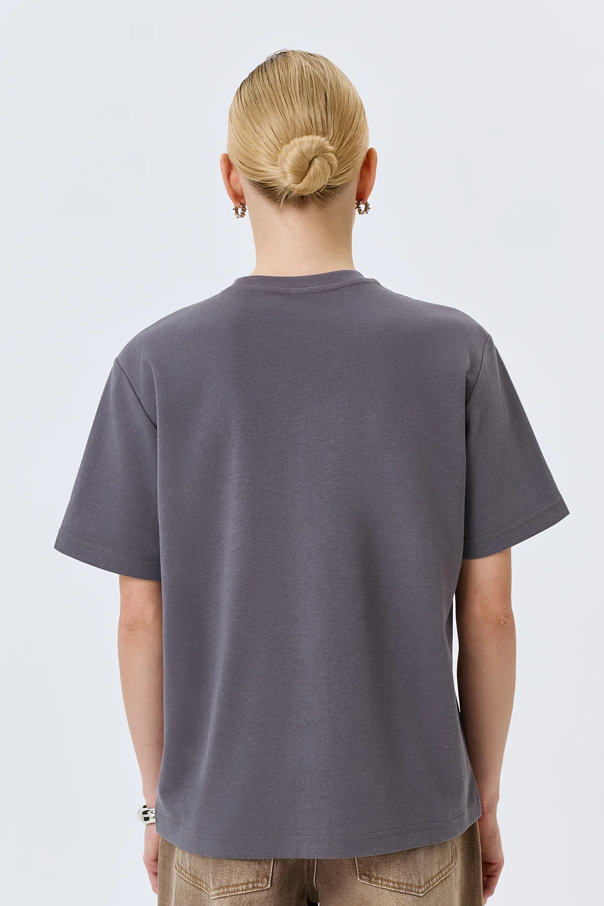 Темная прямая футболка в стиле "College", 44