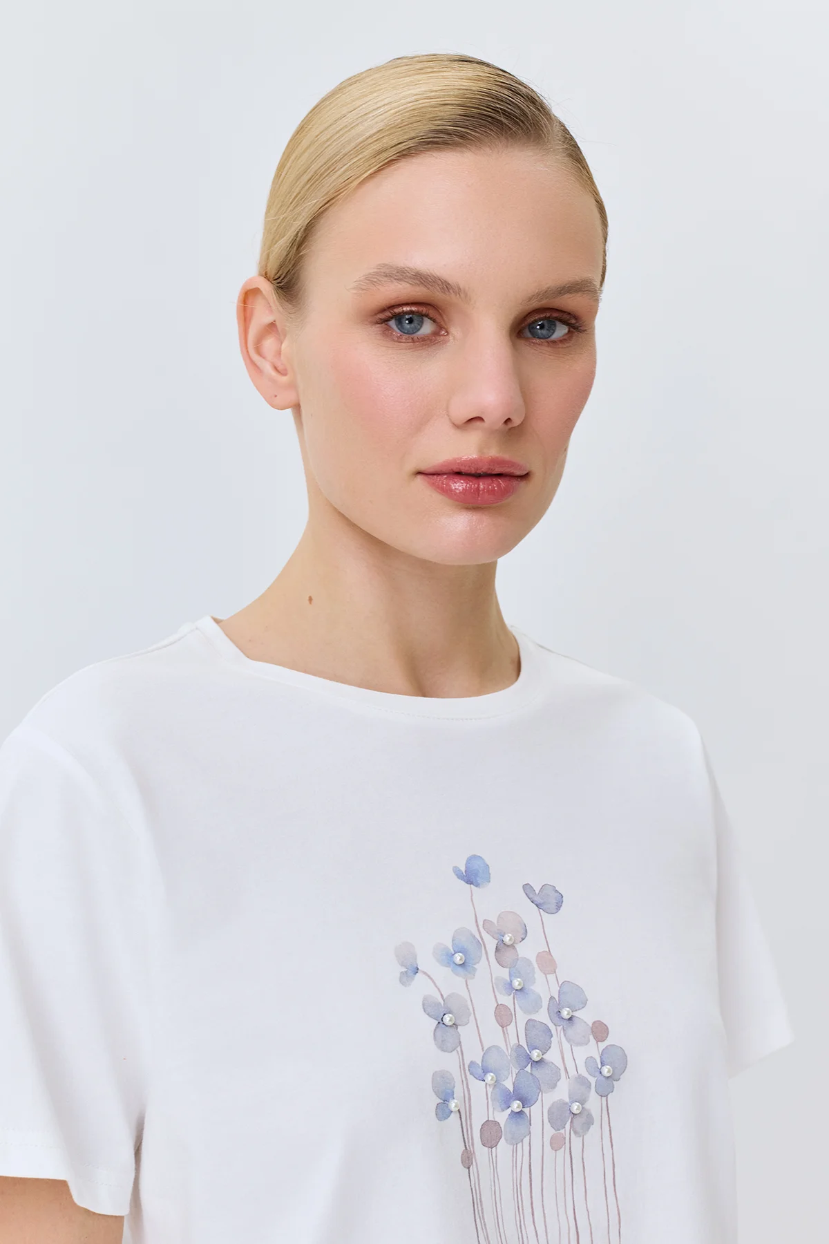 Футболка с принтом и жемчужинами, 42