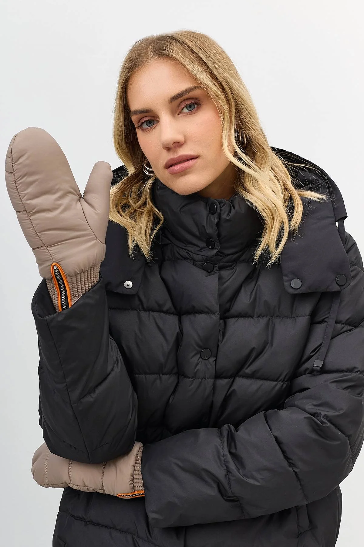 Варежки из искусственной овчины, One