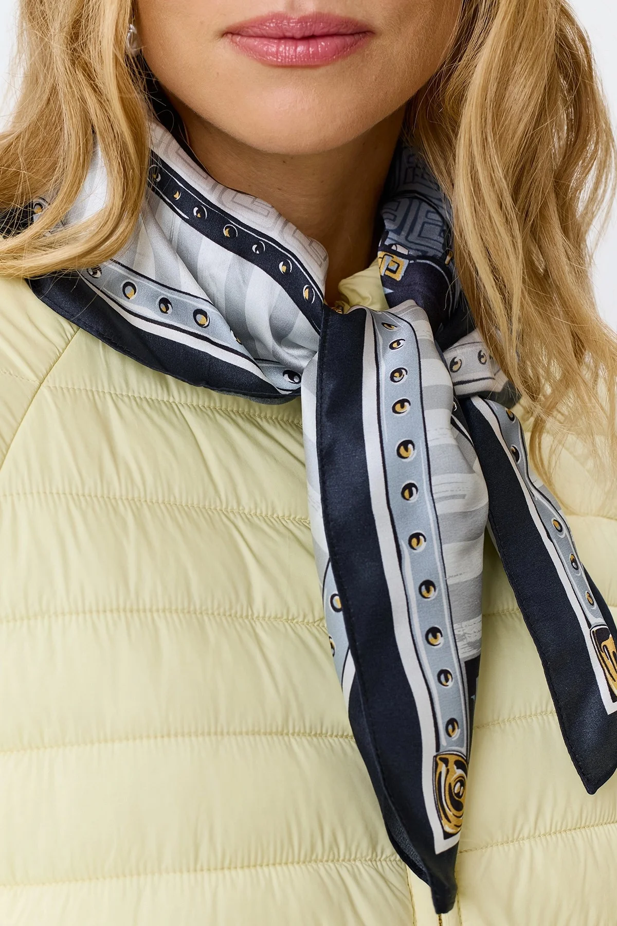 Шелковый шейный платок с ярким принтом, One