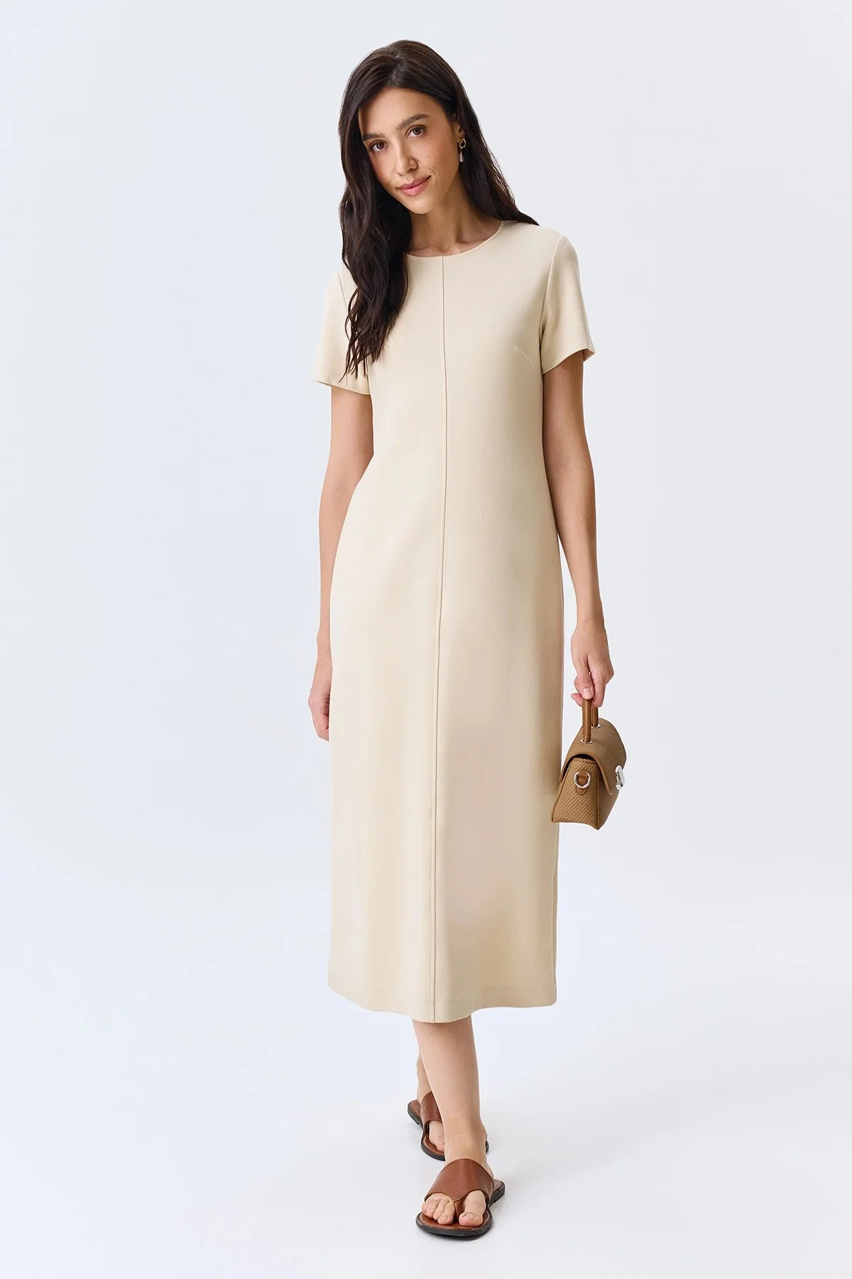 Светло-бежевое базовое платье из смесовой вискозы, 50
