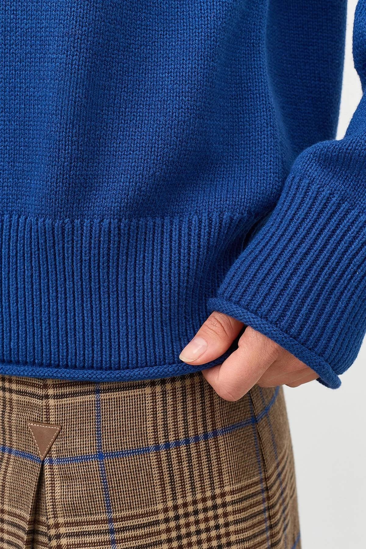 Яркий джемпер из смесового хлопка, 50