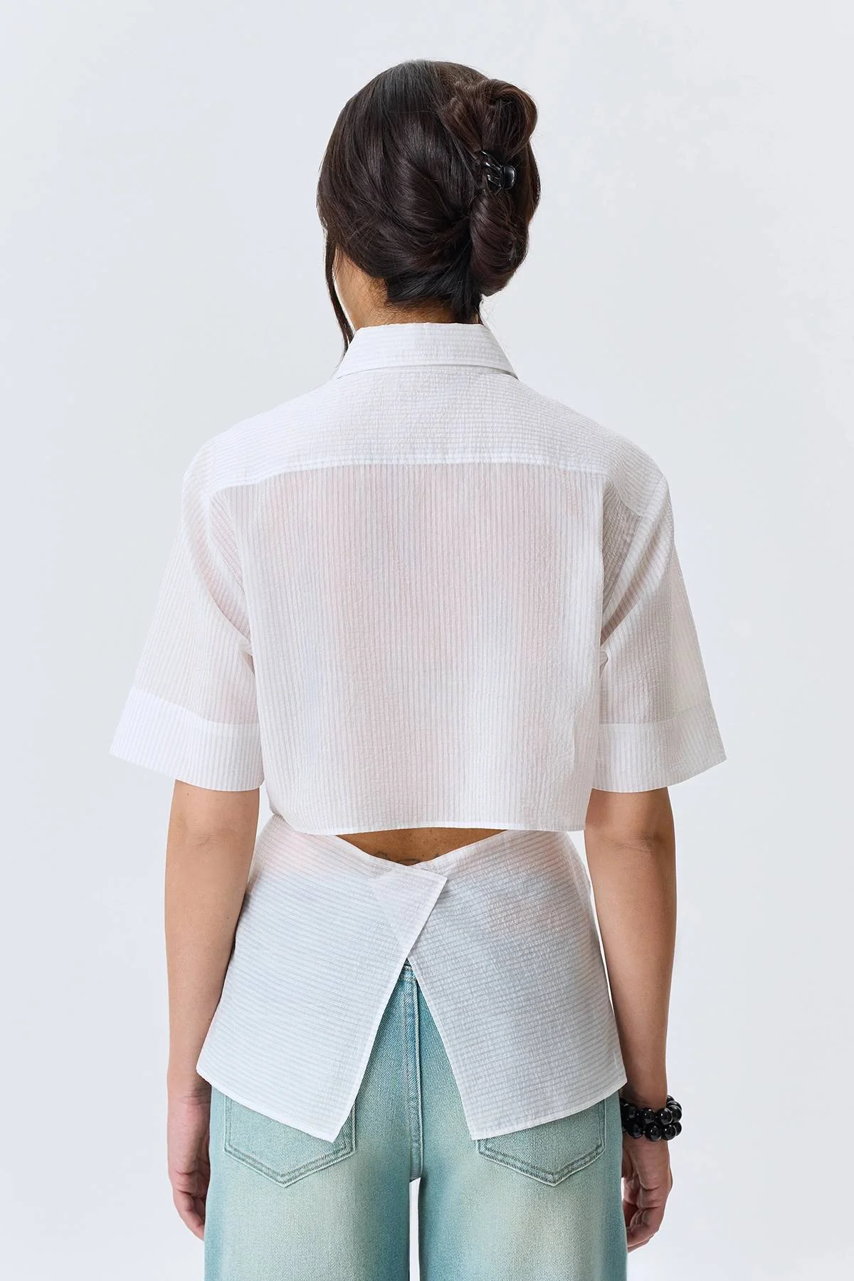 Блузка с вырезом на спине, 42