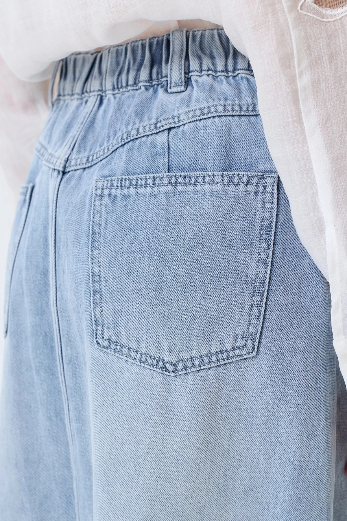 Джинсовая юбка с цветочной вышивкой, 36