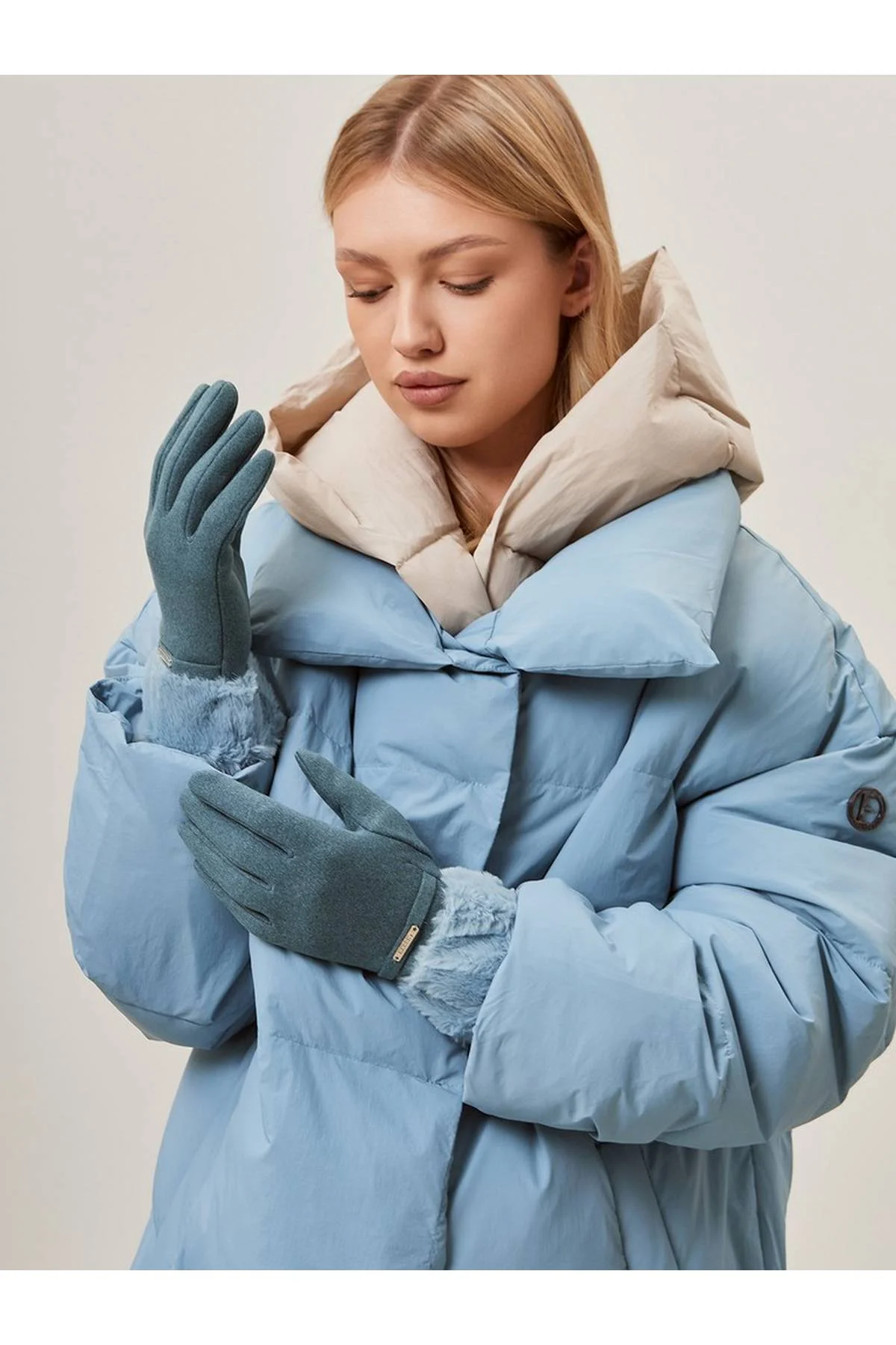 Перчатки зеленые, M