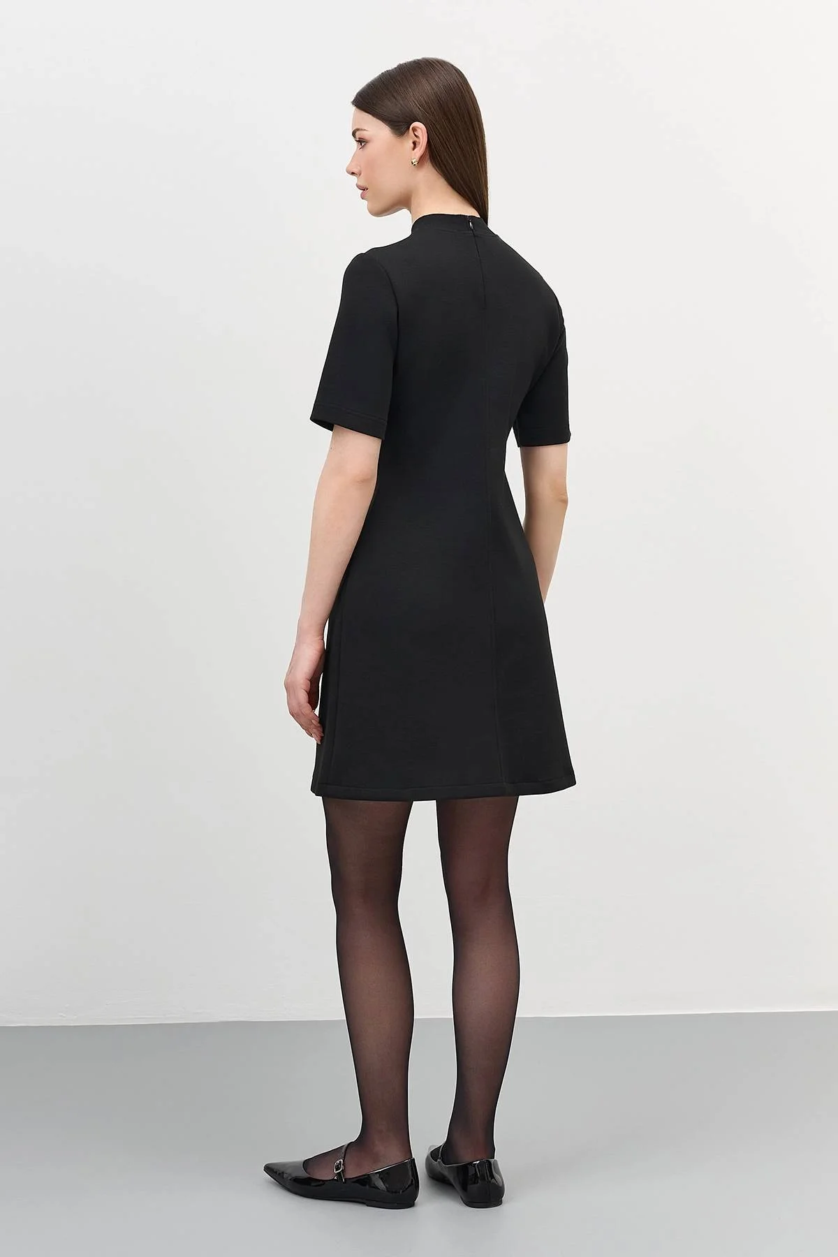 Лимитированная серия трикотажное платье с короткими рукавами и ремень, 42