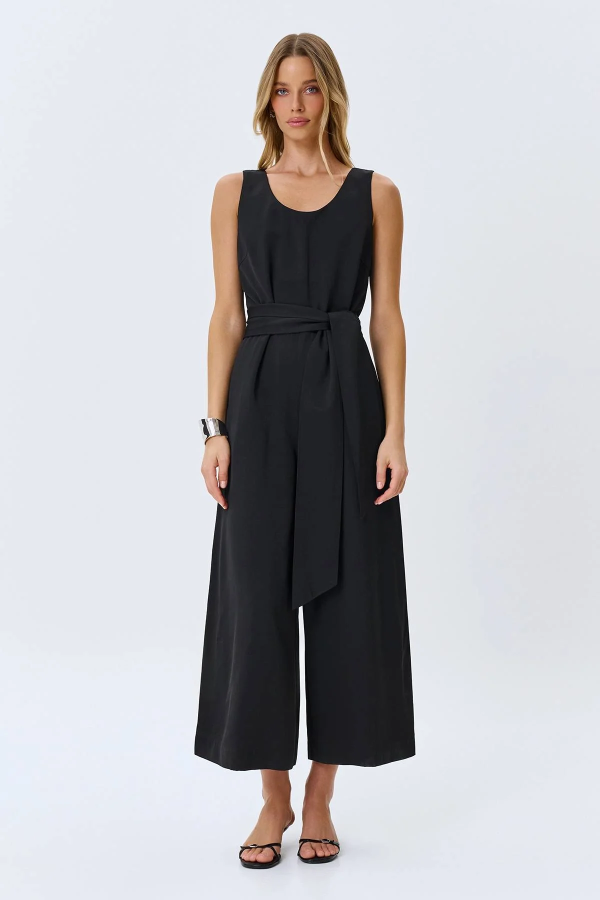 Свободный комбинезон из района, 50