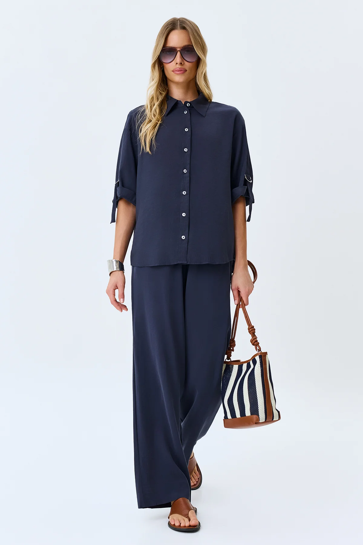 Свободная блузка с укороченными рукавами, 46