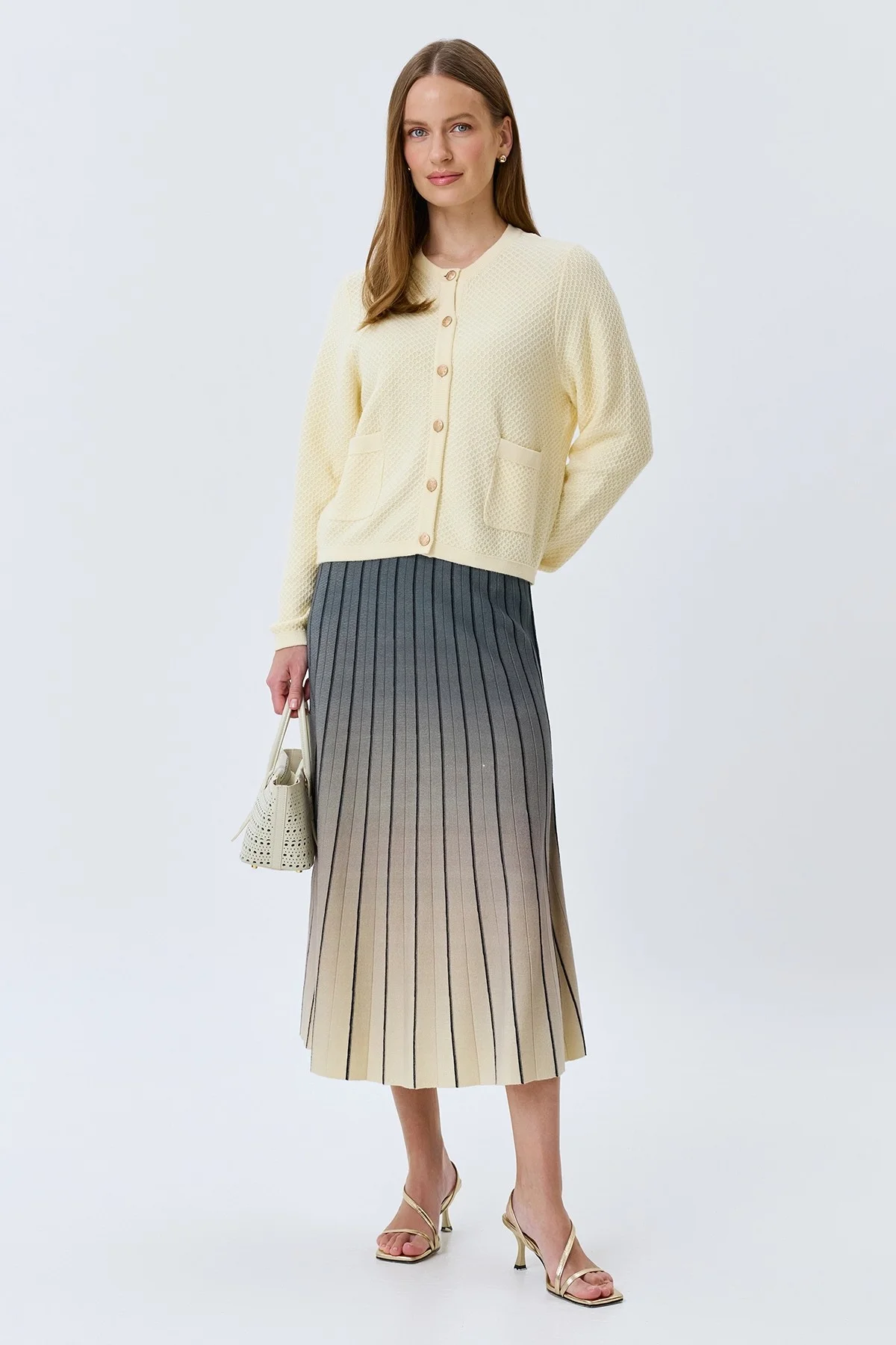 Вязаный кардиган из смесового района, 34