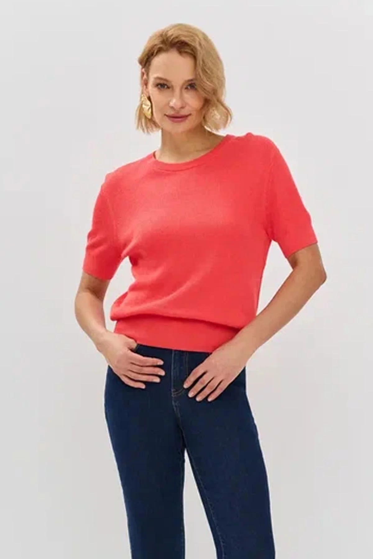 Вязаный джемпер из модала и хлопка в коралловом цвете, 52р