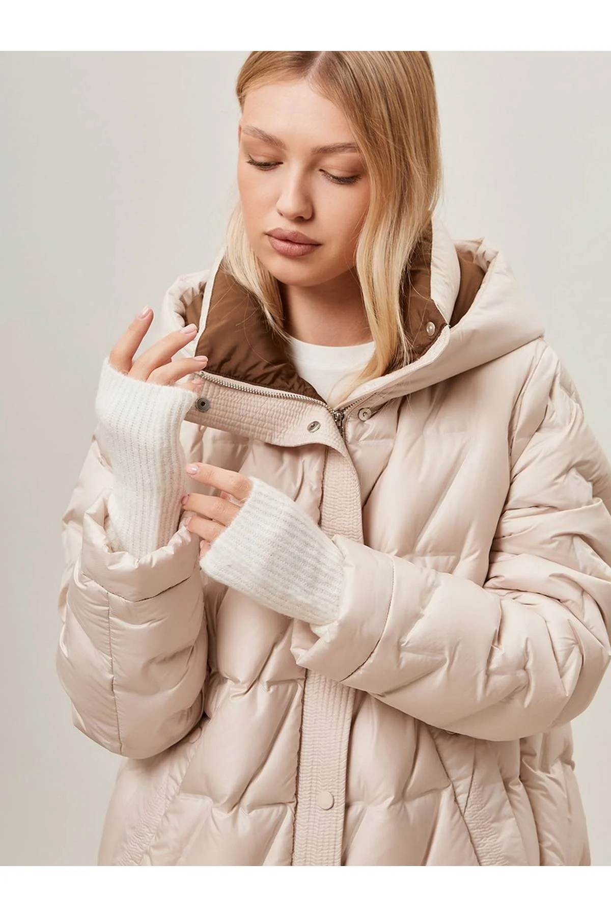 Перчатки белые, M