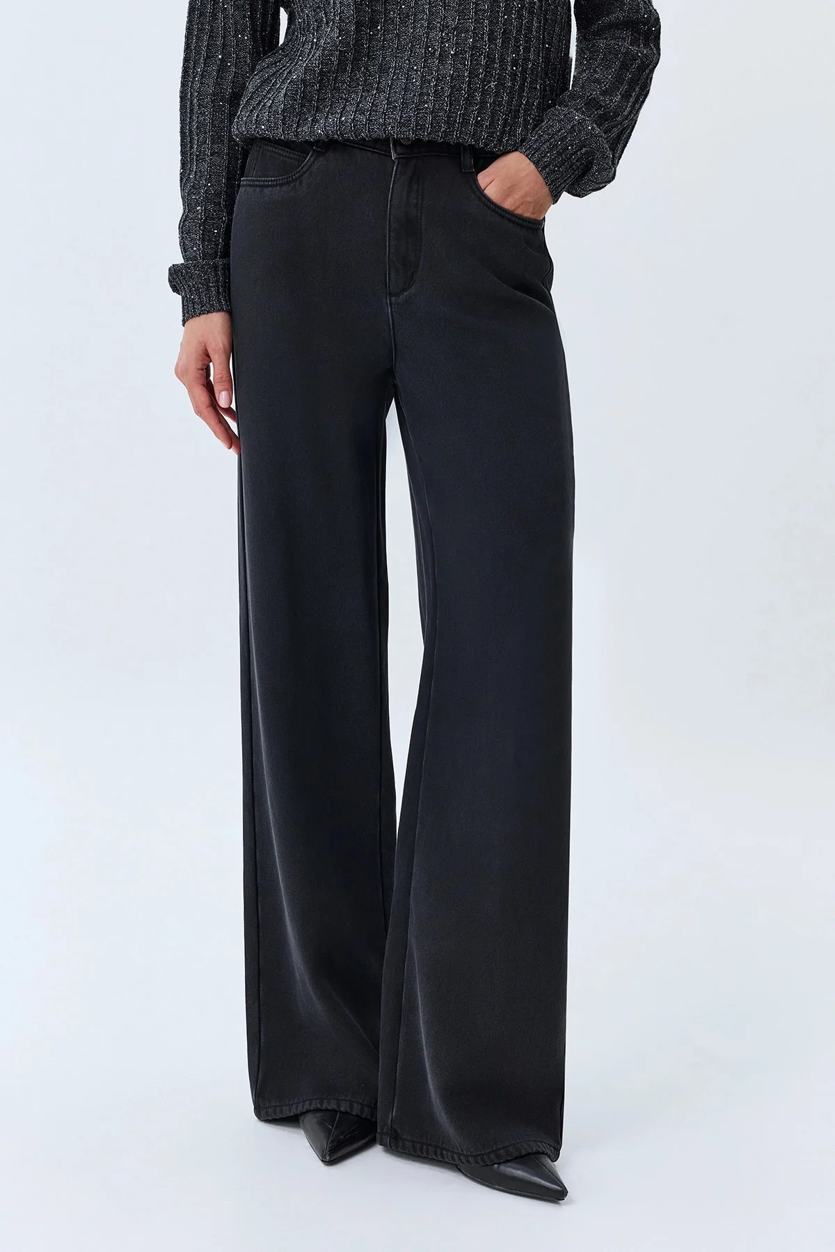 Утепленные черные джинсы Wide leg, 46