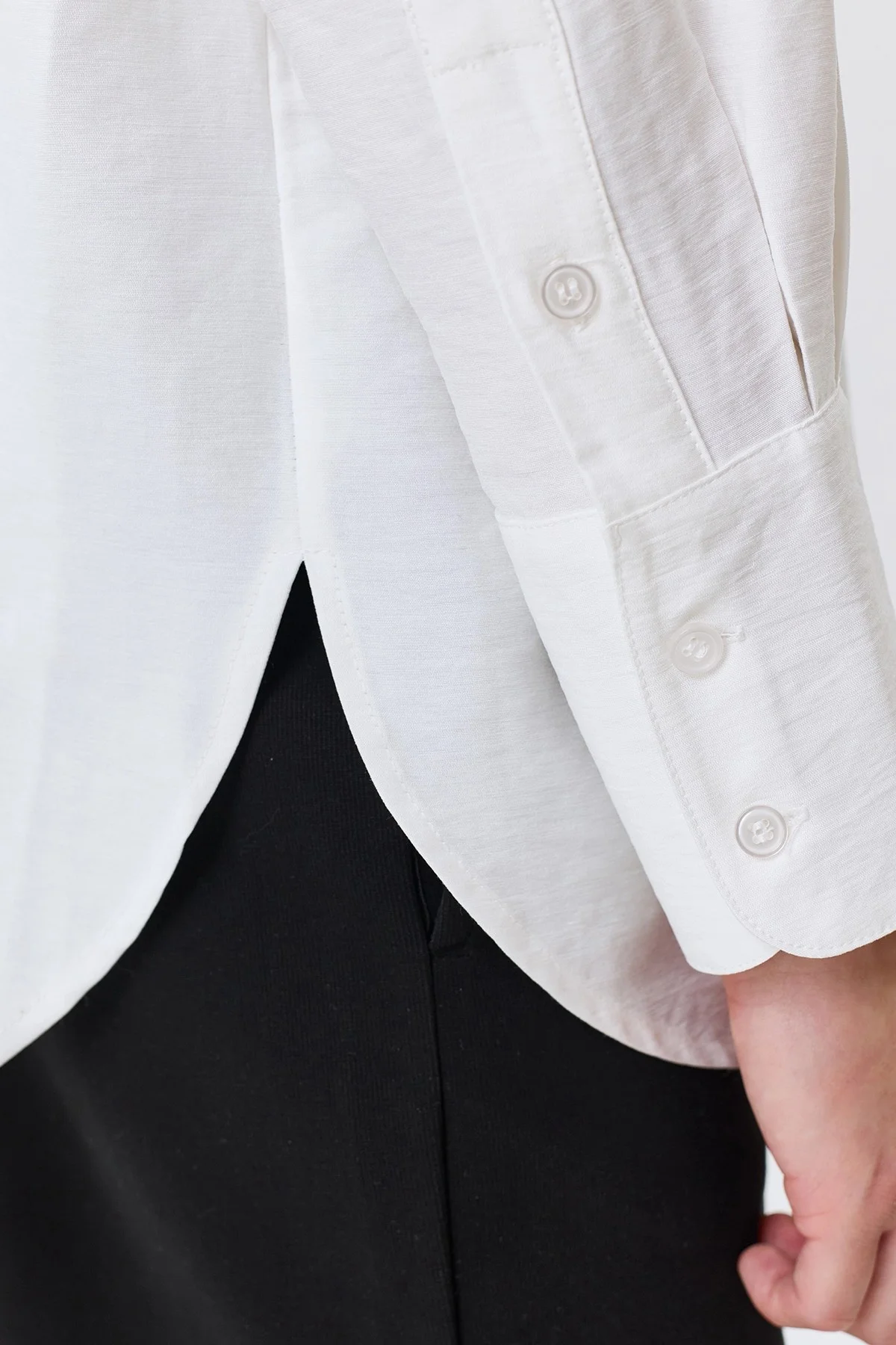 Классическая блузка из вискозы, 40