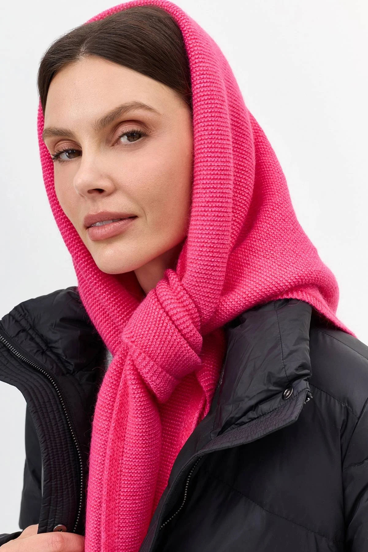 Розовая вязаная косынка с ангорой, One