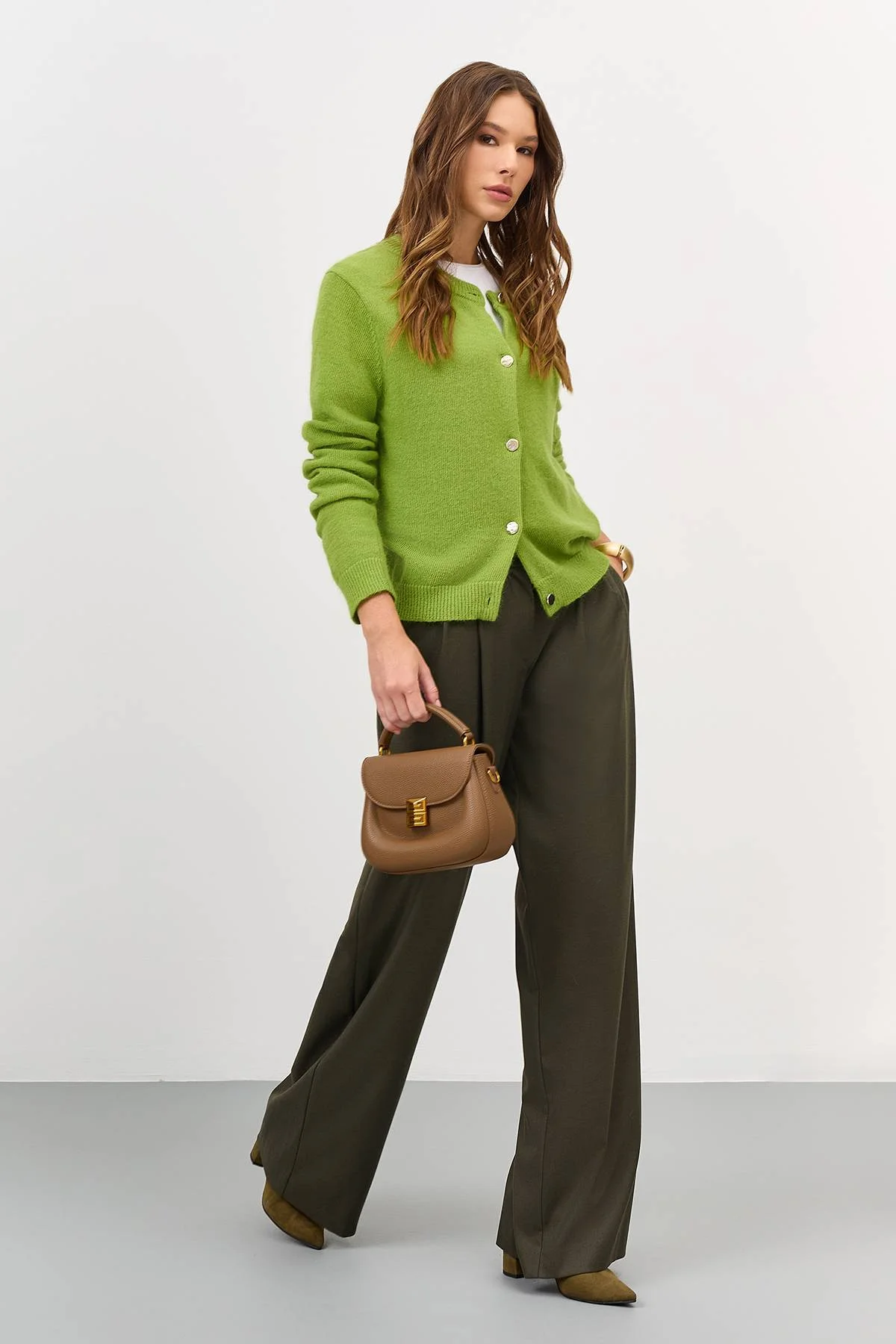 Зеленый вязаный кардиган с круглым воротом, 50