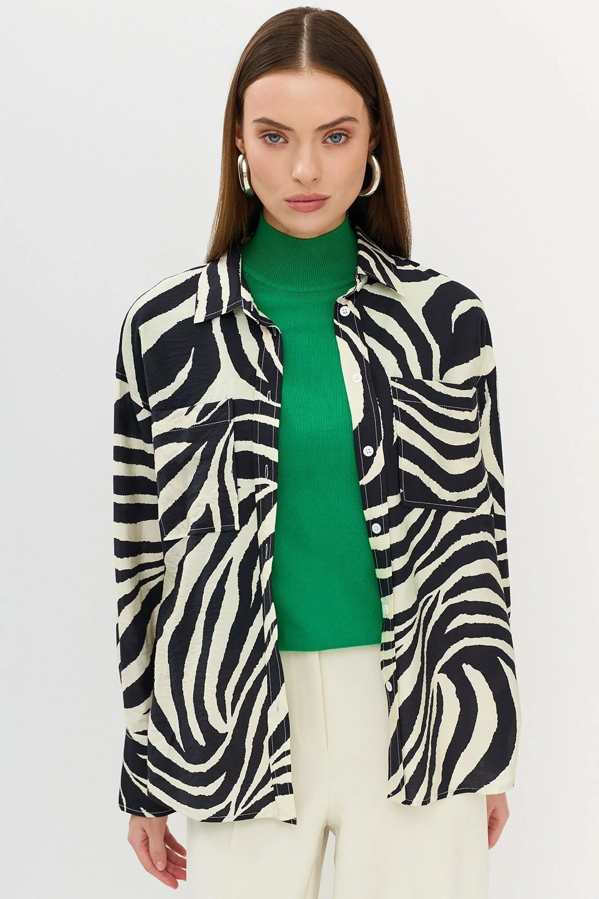 Базовый трикотажный джемпер с воротником-стойкой 53703/5, 50р