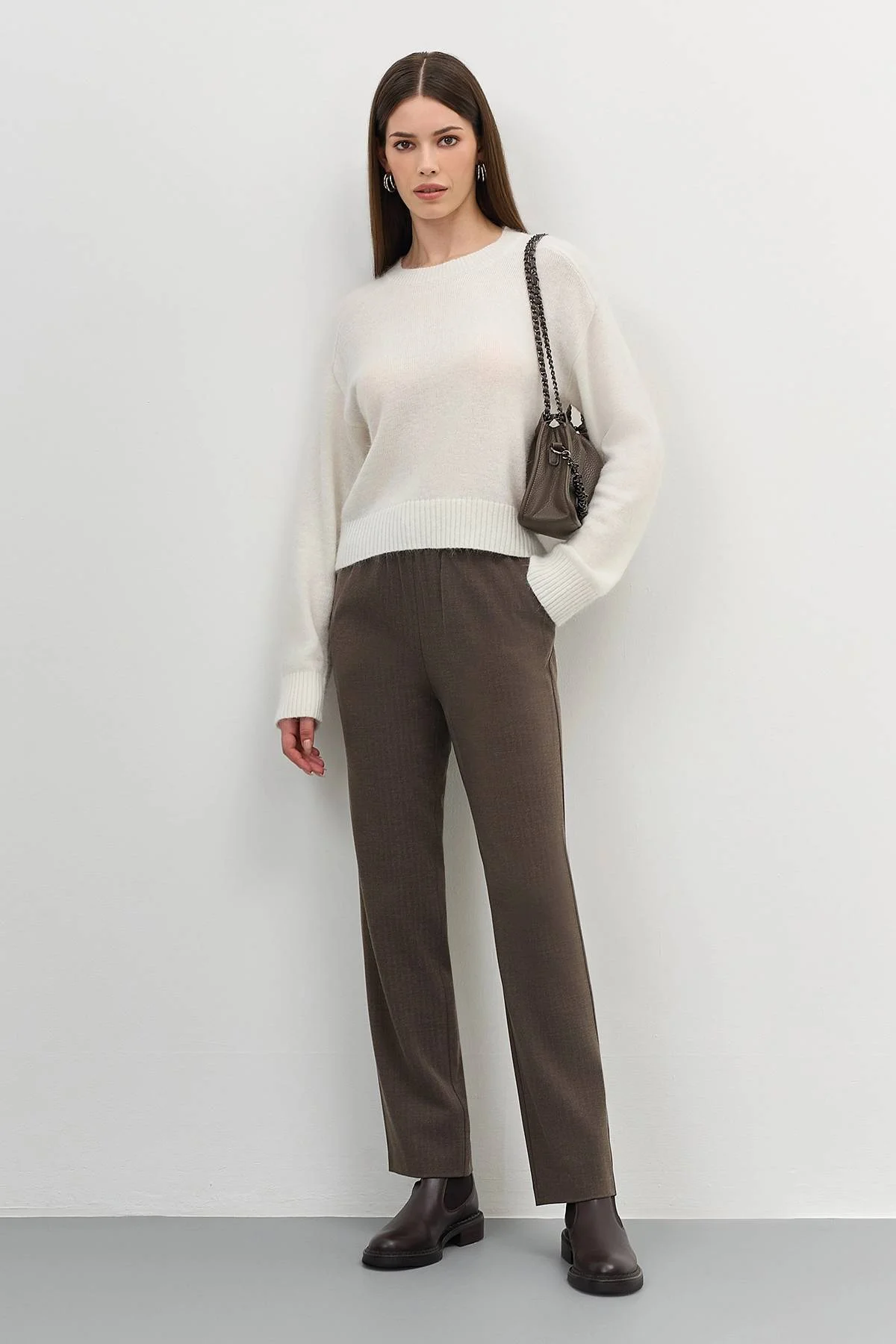 Брюки на широком поясе, 50 Брюки на широком поясе, 50