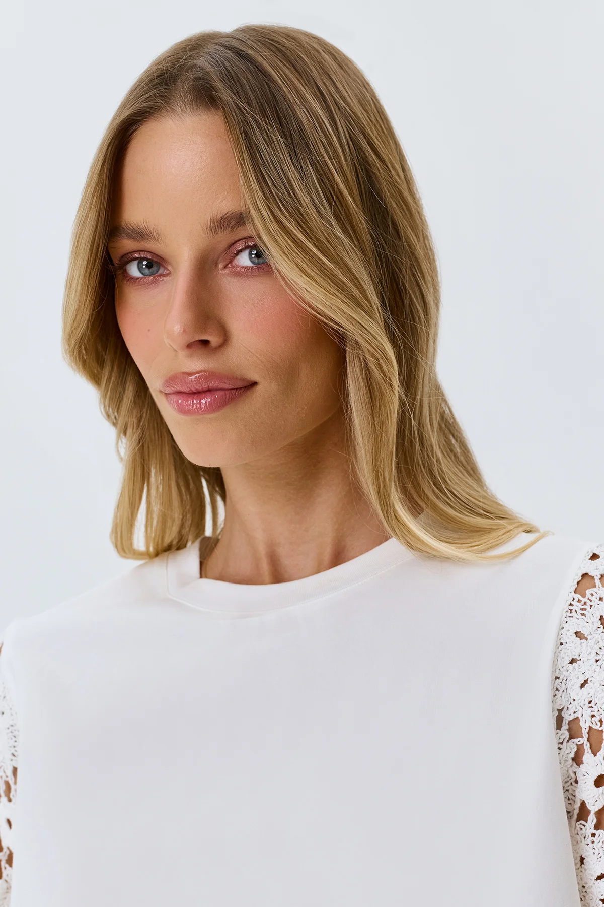 Футболка нарядная с кружевом хлопок, 42