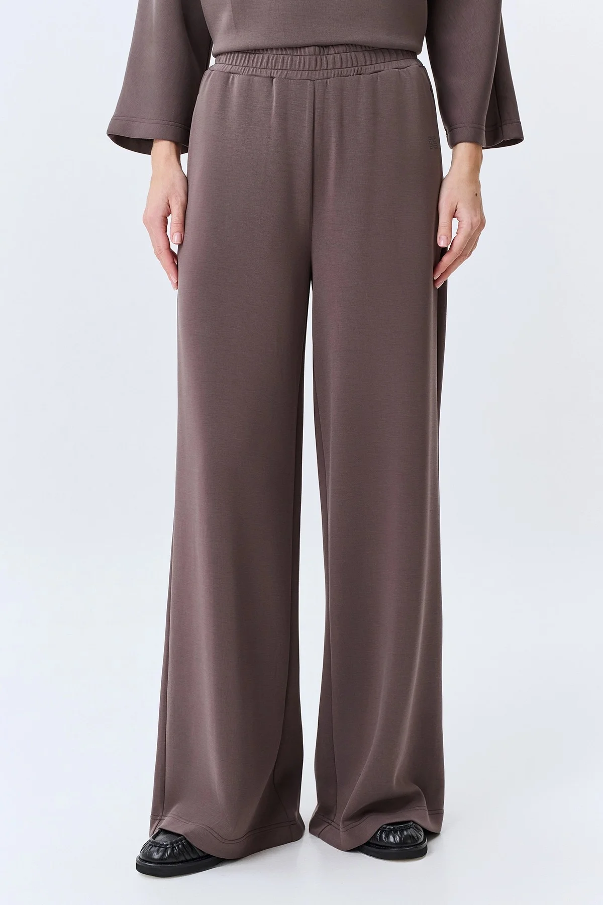 Прямые брюки из мягкого модала, 34